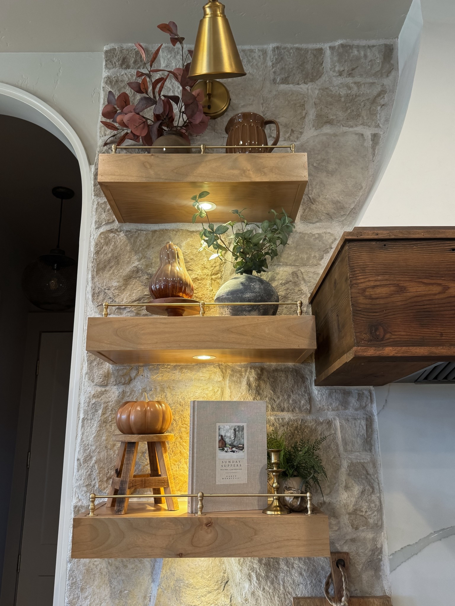 The brass rails that are affordable and beautiful 

#LTKHome #LTKFindsUnder50 #LTKStyleTip