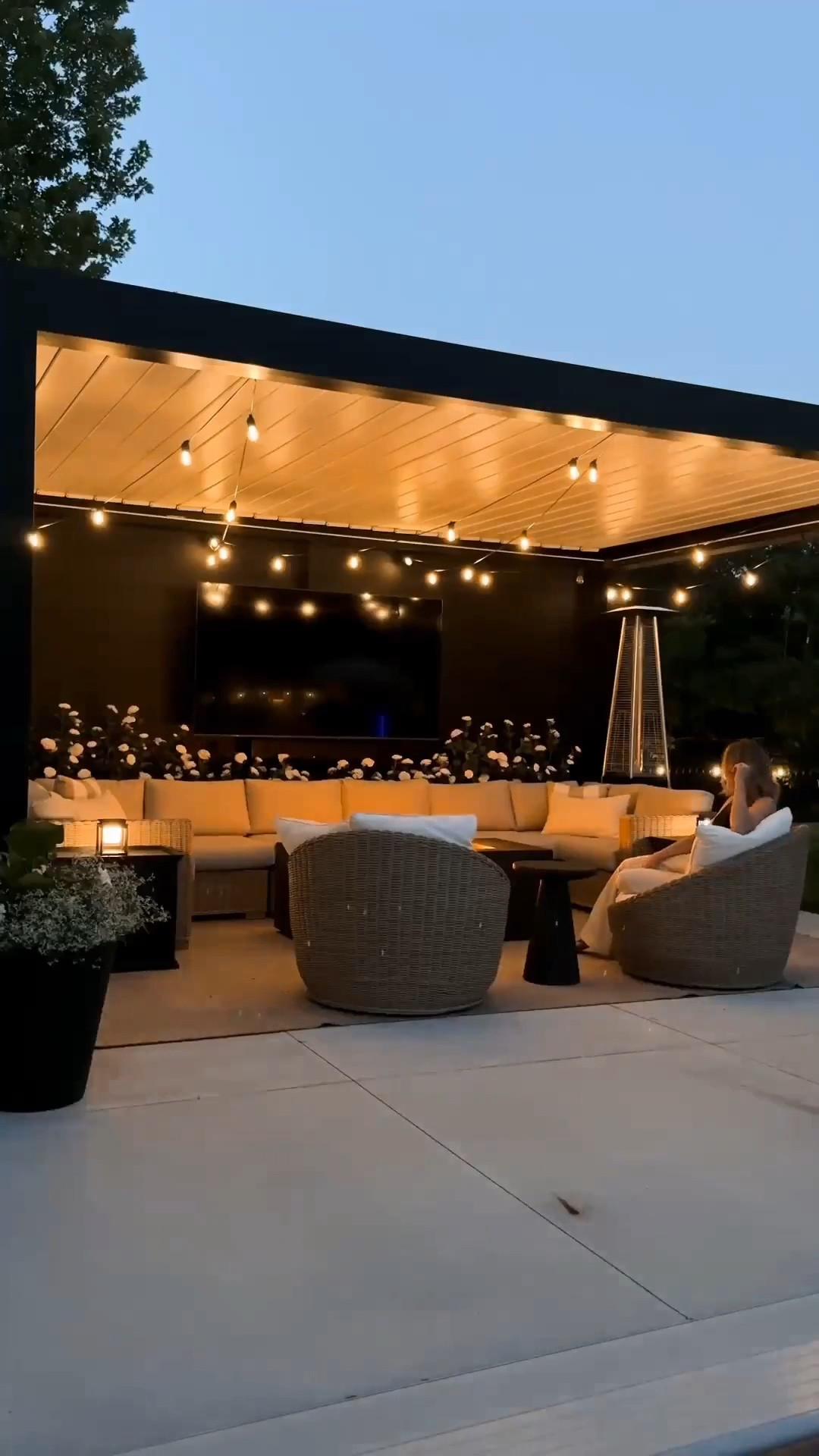 #ad Creating that cozy feeling inside & Out! During Wayfair’s Labor Day Clearance you can get everything you need to create the cozy outdoor space of your dreams. With up to 70% off and free and easy delivery on orders over $35 you can get everything you need and more to get ready for the cozy season ahead for both your indoor & outdoor spaces! 

#wayfair @Wayfair #wayfairpartner

#LTKHome #LTKSeasonal #LTKSaleAlert