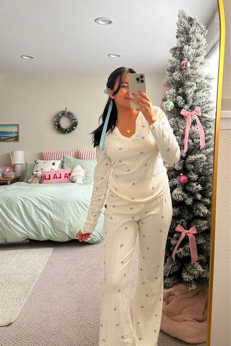 the perfect winter pjs for 50% off!🎀❄️ size up for an extra cozy look!

#LTKHoliday #LTKSeasonal #LTKHolidaySale