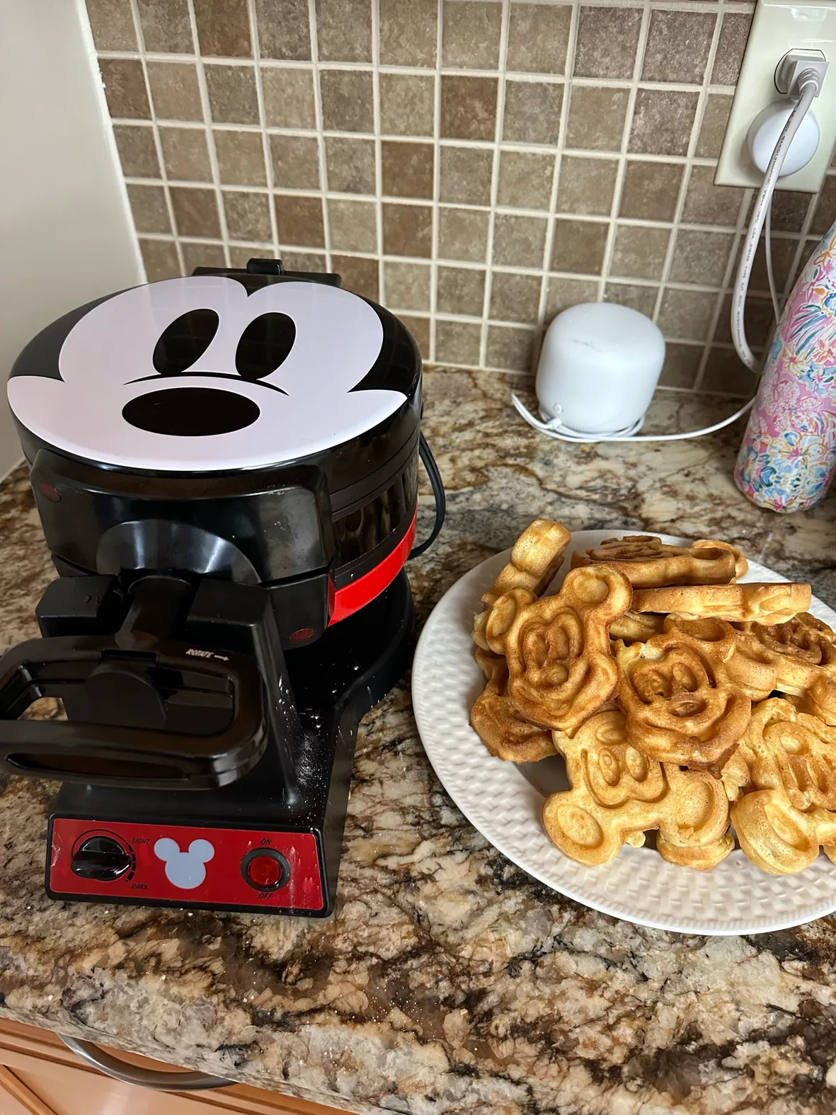 Mickey Mouse MIC-62 Double Flip Waffle Maker Disney