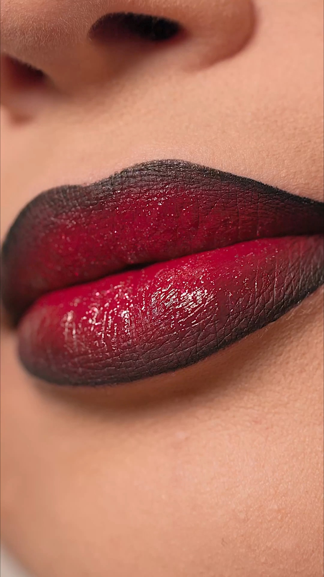 black to red ombre glitter lips 🖤❤️

#LTKFindsUnder100 #LTKFindsUnder50 #LTKBeauty