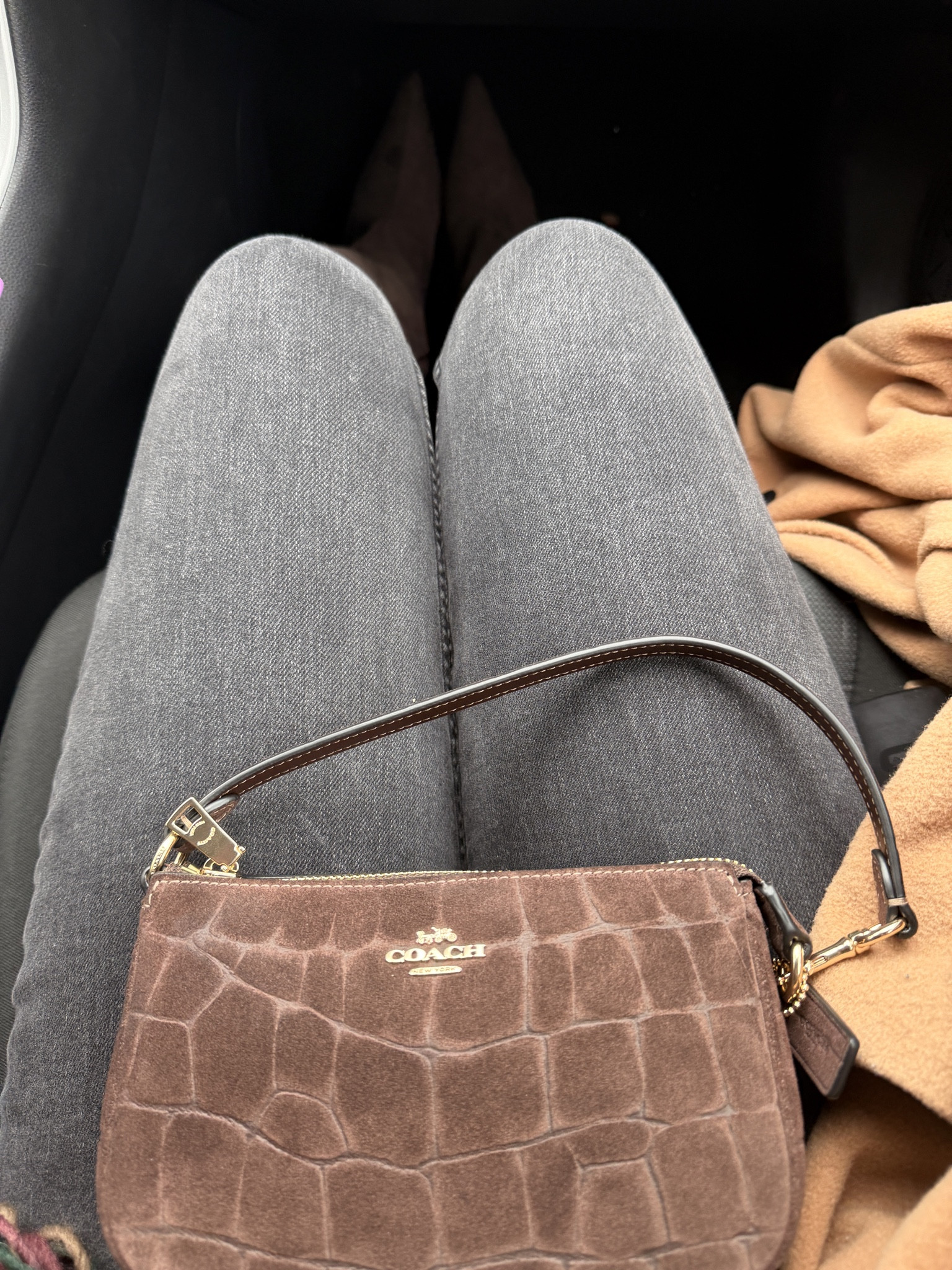 Coach has been eating with their releases - this bag has been heavy in the rotation! 

#LTKootd