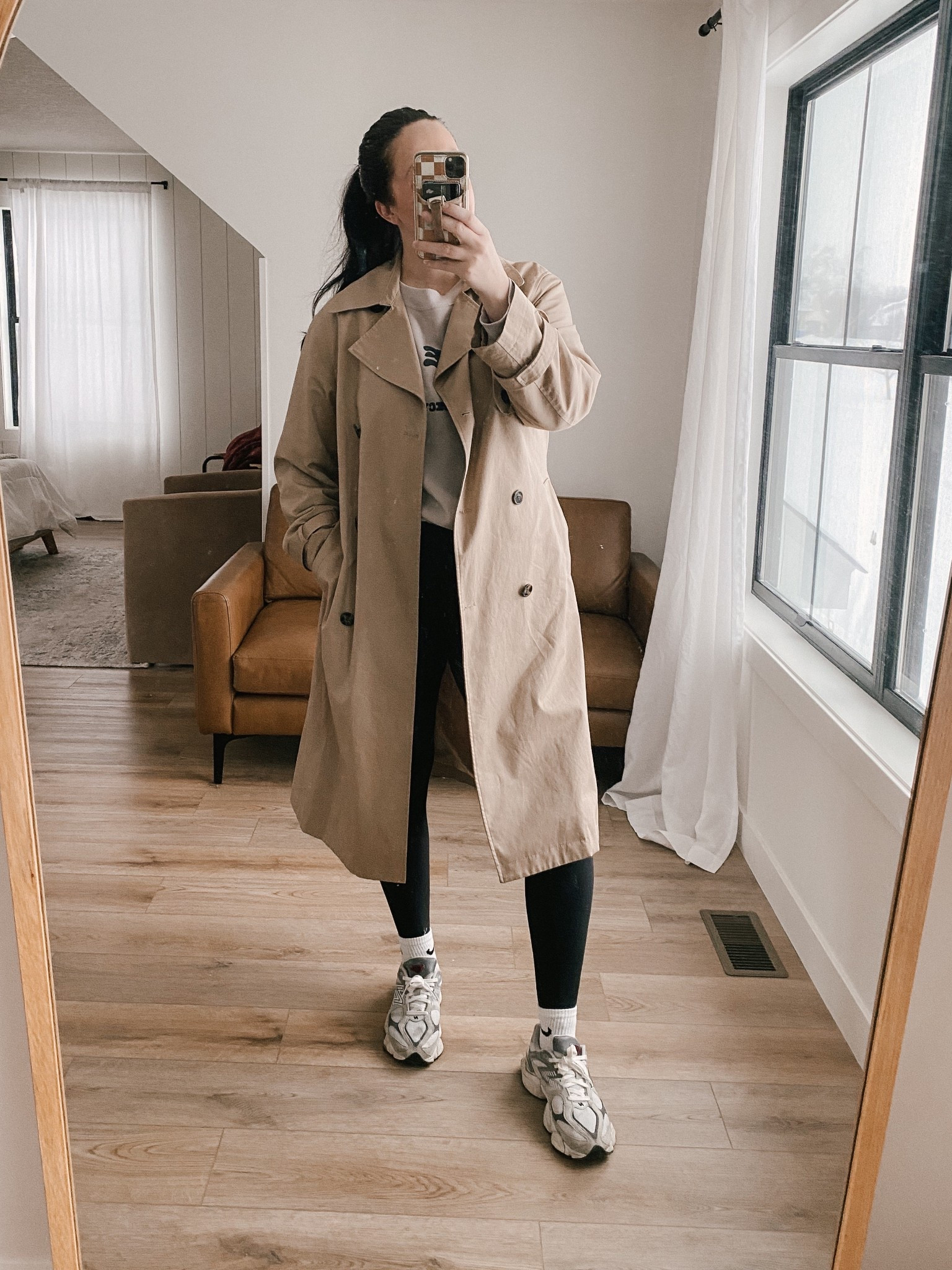 School drop of ootd! 

Mom style, mom fashion, trench coat, leggings, new balance

#LTKSaleAlert #LTKFindsUnder50 #LTKmomlife