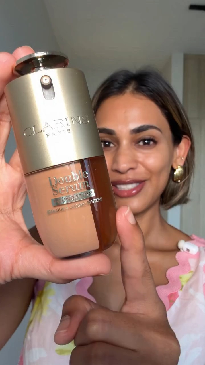 I’ve been testing the Clarins Double Serum Foundation for a few weeks and I think I get the hype.

It’s lightweight, serum-infused, and gives that fresh, healthy skin finish without feeling heavy. The kind of foundation you forget you’re wearing until someone asks what’s on your skin.

I’m wearing shade MD5

Here’s how it wears on medium tan skin after a real-life wear test.

Save this if you’re looking for your next everyday foundation.

#foundationreview #makeupreview #makeup #brownskinmakeup #makeupforbrownskin