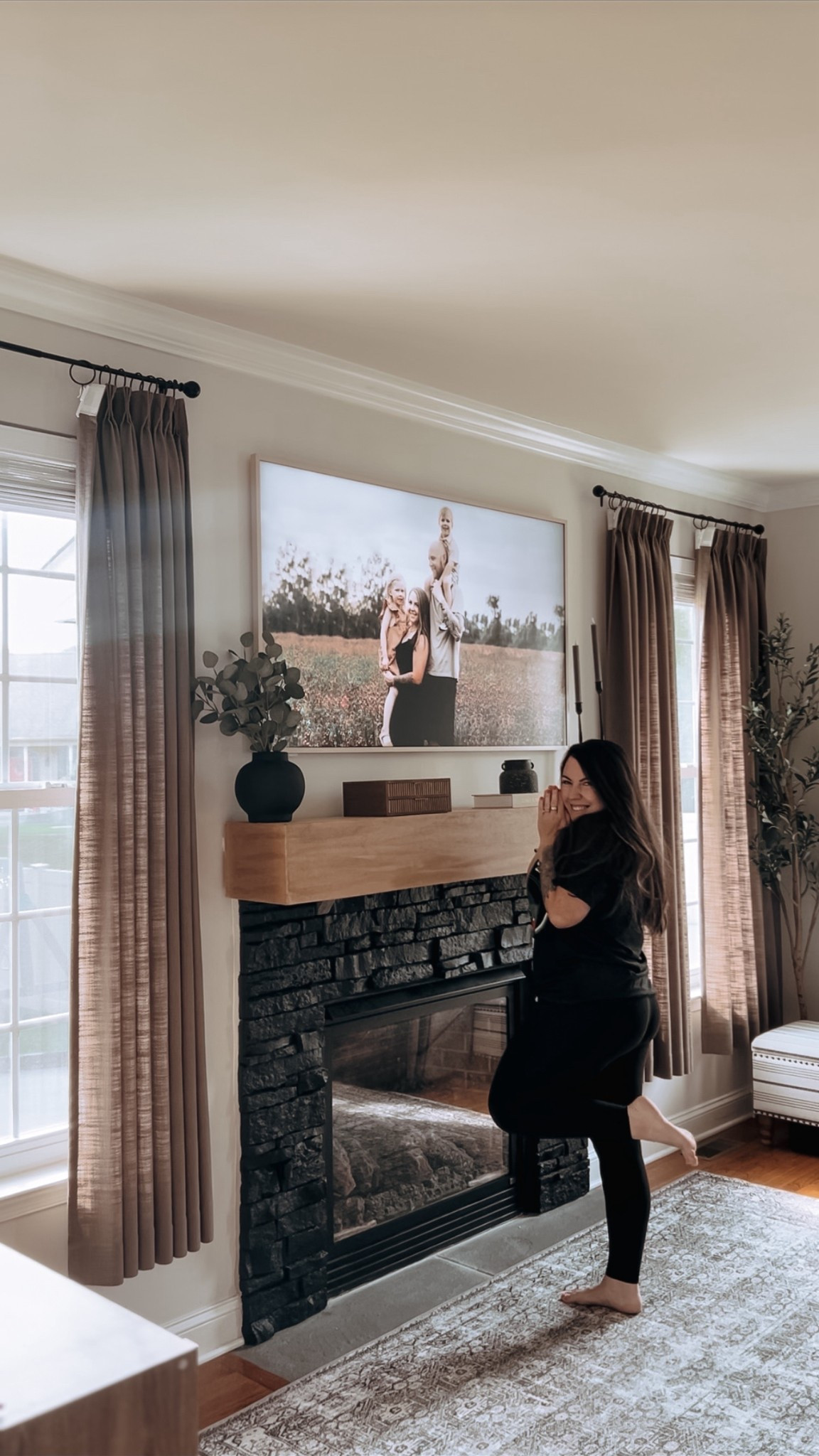 Goodbye bulky black box 👋 hello Frame TV 🤍

✨ No wires taking over
✨ No bulky box
✨ No subscription needed
✨ Magnetic frame for the art look
…all for a fraction of the big brand cost 🙌

#LTKHome #LTKFamily #LTKSaleAlert
