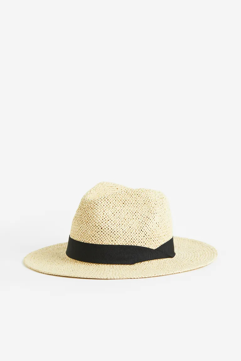 Straw hat | H&M (UK, MY, IN, SG, PH, TW, HK)