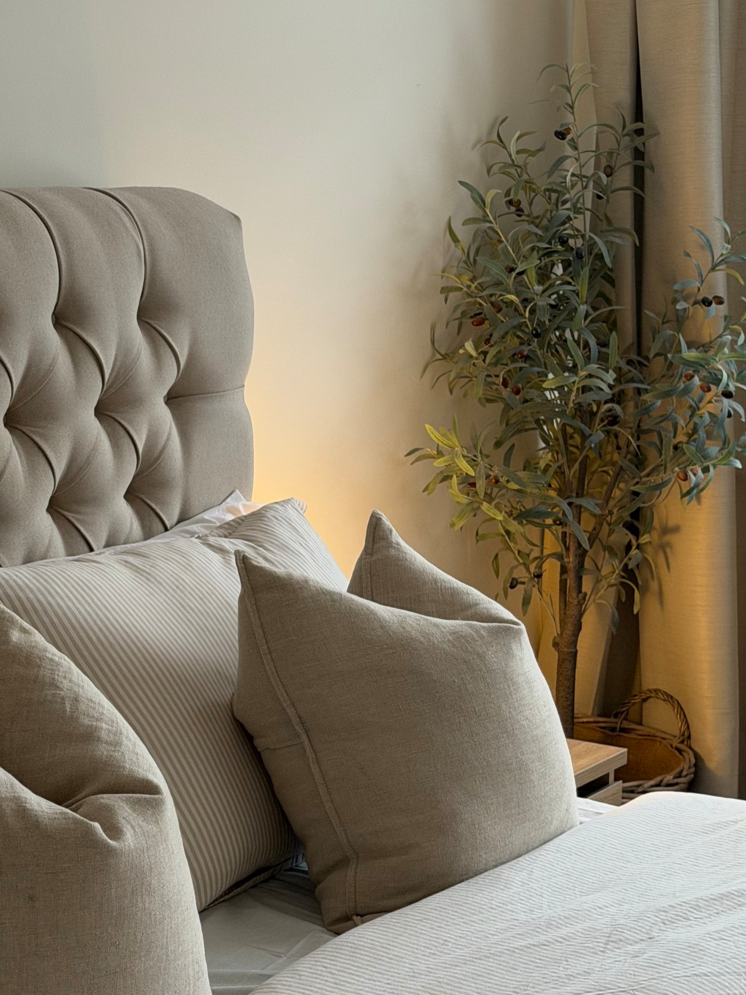 I’ve had my eye on these pillows for soooo long but they’re always out of stock!! I picked some up as soon as they came back in and we’ve been using them for a few nights now. Seriously so plump and comfy. Just like dreamy hotel pillows.
.
Bedding, bedroom decor, interiors, comfort, home, homeware 

#LTKgiftguide #LTKuk #LTKhome