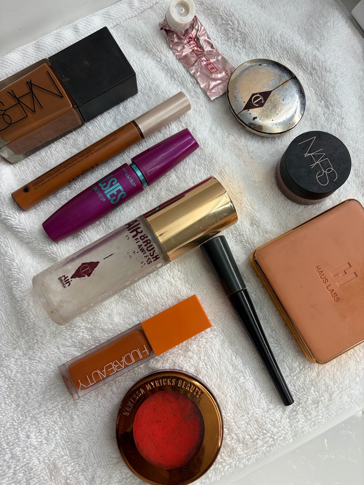 World Cup match makeup for dark skin including deep bronzer and orange blush

#LTKgrwm #LTKdayinmylife #LTKselfcare