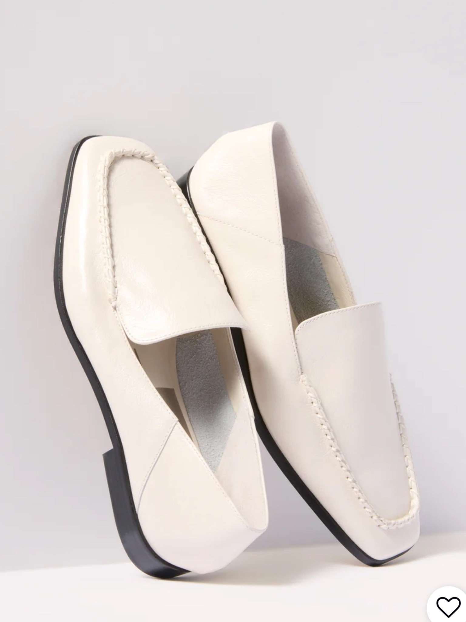 I own these loafers in silver an can confirm they are very comfy and run true to size. I do my regular 9.5. 