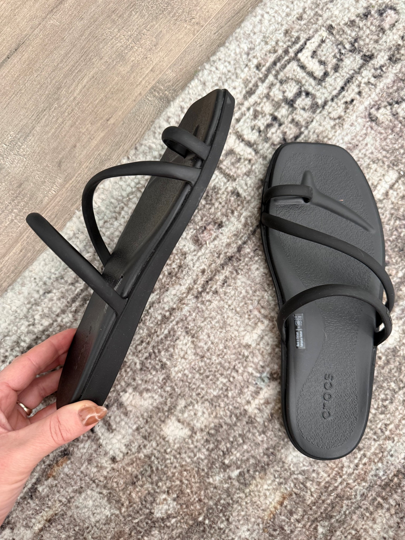 Toe loop. Crocs…so you know they’re comfy! And so cute! I’ll be wearing these on repeat all Spring and Summer.