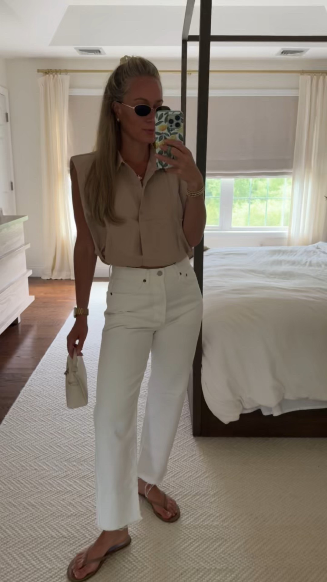 Kicking off Amazon Prime Day with this cutie outfit! My new fave top 🤎 comes in lots of colors!! Wearing a mediumm

Prime day sale, Amazon sale, summer outfit, summer date night, fall fashion, July style, Amazon find, elevated style, white jeans outfit, look for less bag

#LTKItBag #LTKSaleAlert
