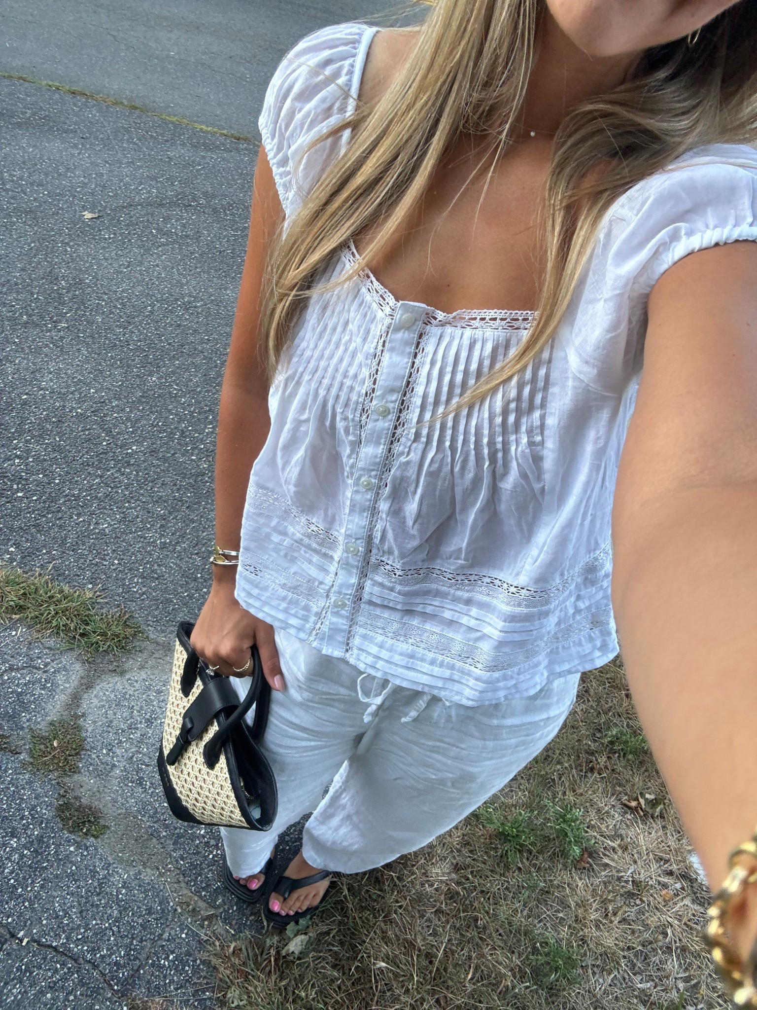 favorite linen pants!! pants size M - top size S - purse from Paris 64 ☺️

#LTKSeasonal