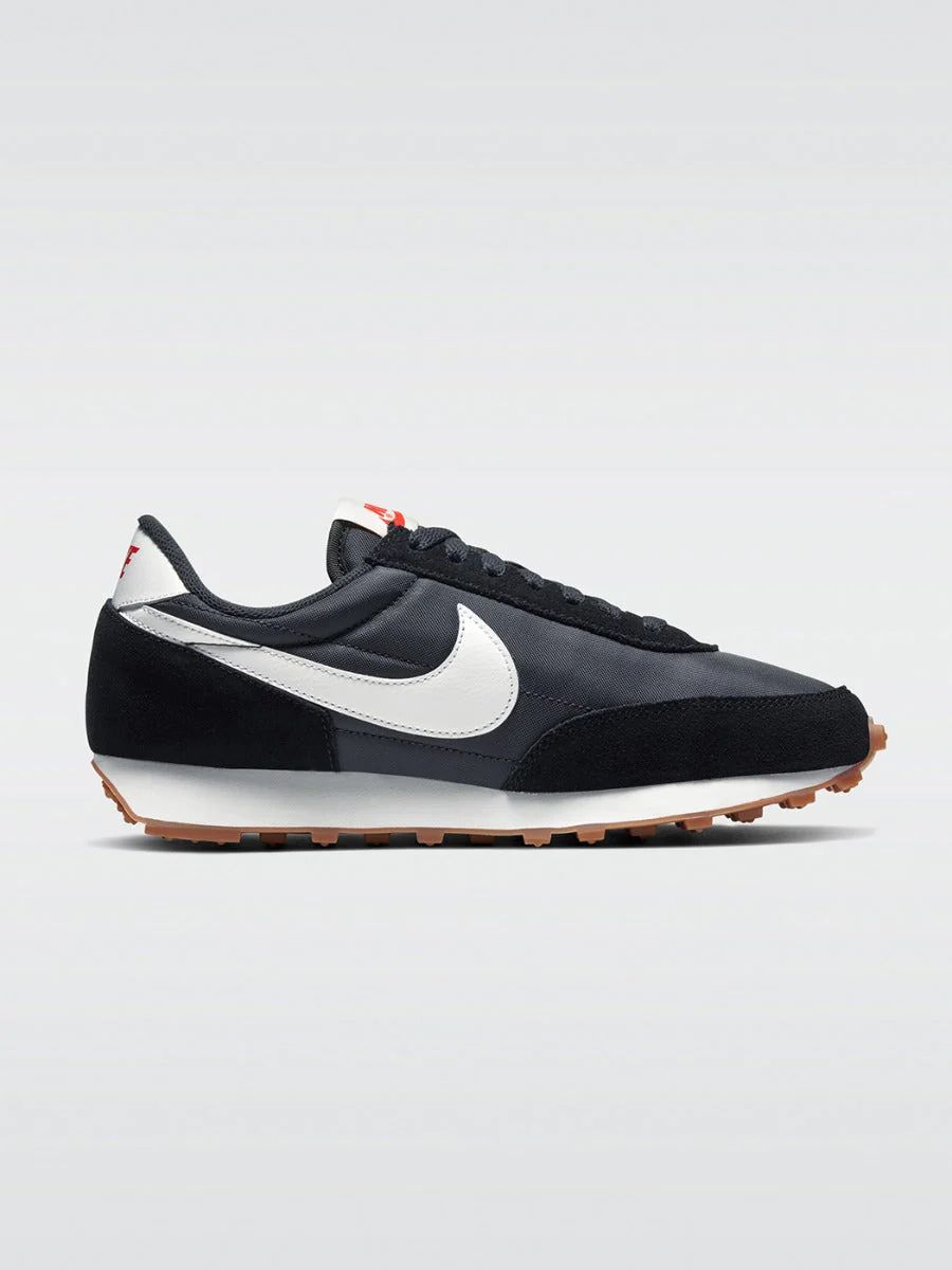 Nike Daybreak Sneaker - Black-Summit White-Off Noir | Carbon38