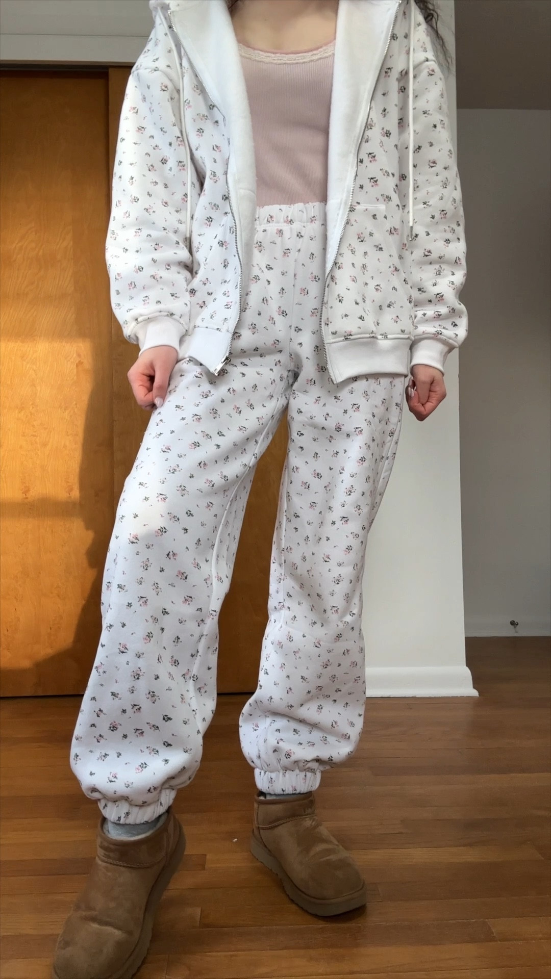 the CUTEST floral sweat set for spring 🌷🎀🌷 




#LTKSeasonal #LTKActive #LTKStyleTip