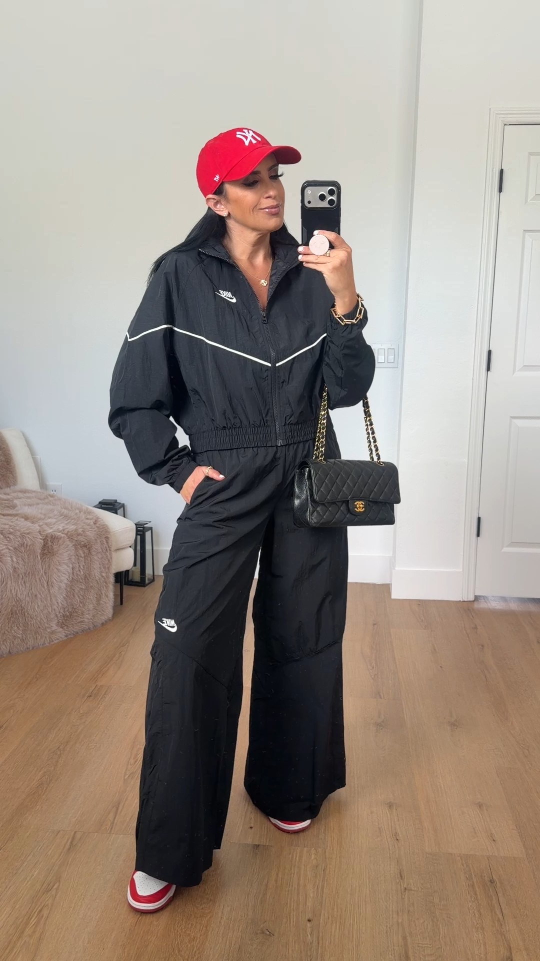 Nike wide leg woven pants 30% off