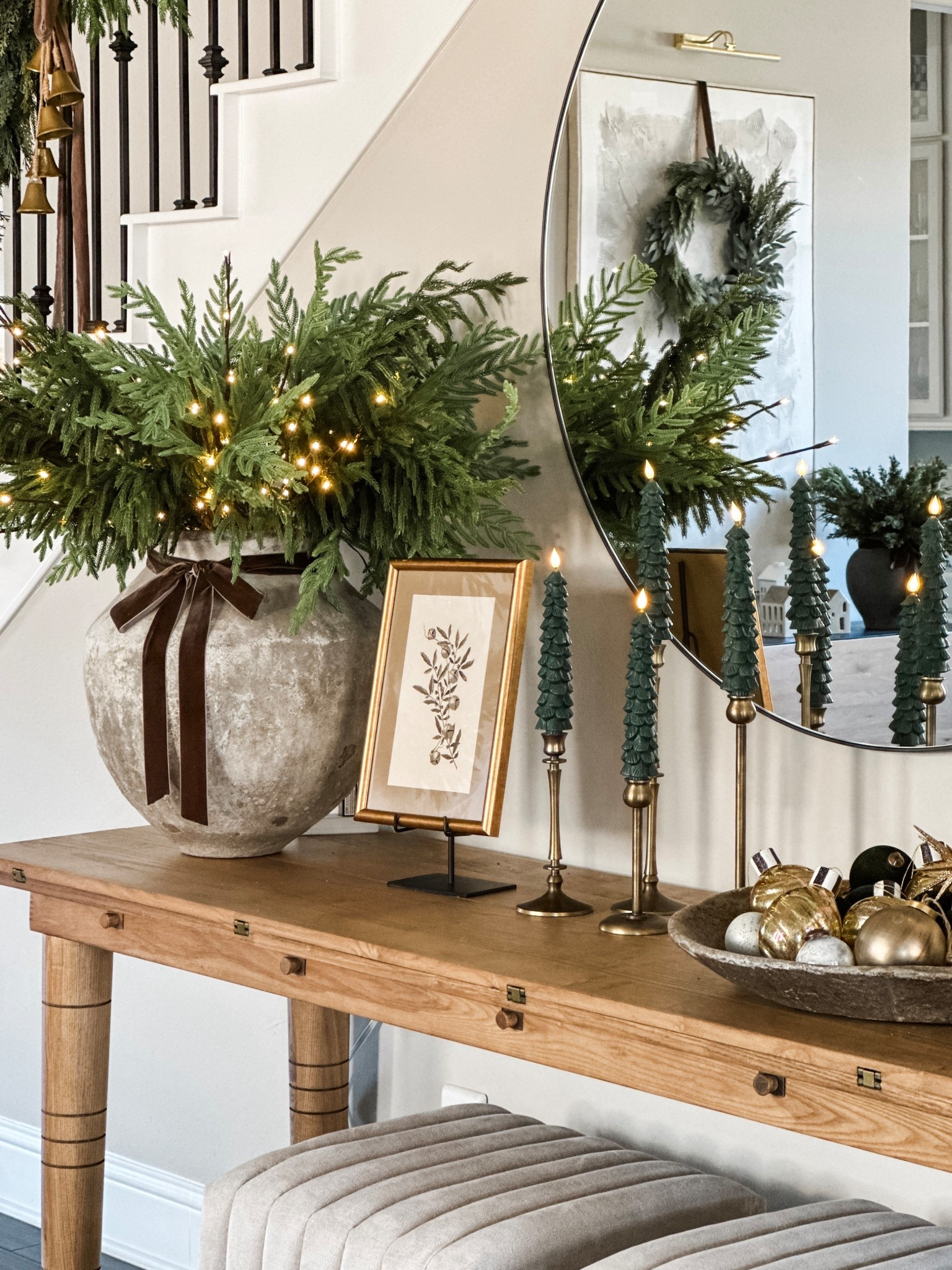 Holiday entryway table holiday home neutral home neutral holiday decor neutral decor holiday decor table decor Christmas decor neutral entryway holiday decor inspo home inspo 

#LTKStyleTip #LTKSeasonal #LTKHome