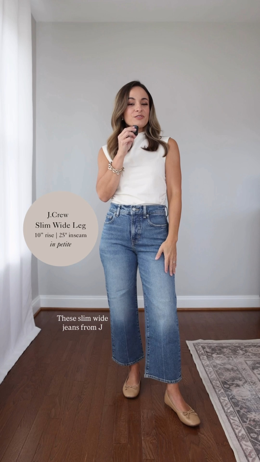 A look at the jeans I wore last night in both petite and classic (I wore classic for a full length fit). 

Jeans: 24 (11” rise, 27” inseam) 
Top: xs

#LTKPetite
