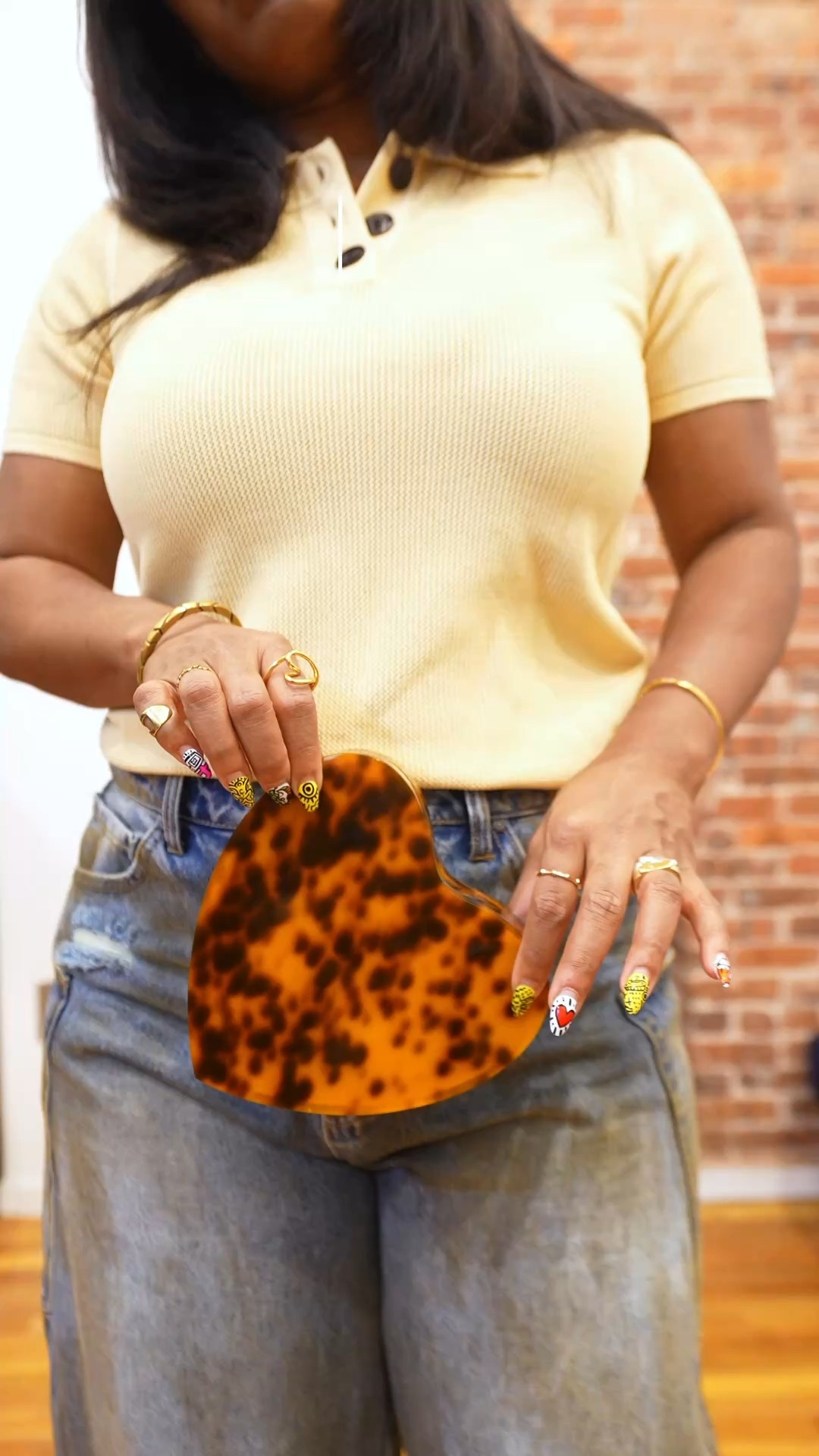 Day 15 of spring outfits

Styling my Nobody Denim open knit polo
And Afrm bexley ripped barrel leg jeans.

#springoutfits 