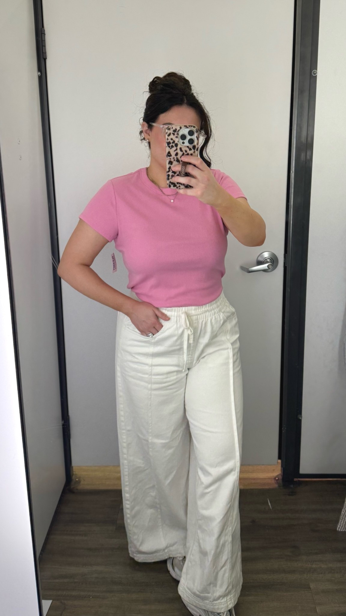Soft, pretty, and effortlessly put-together 💕✨

This pink top is giving all the feminine vibes and I love it paired with crisp white pants for that clean, elevated look. Even better—it’s on sale at Old Navy right now 👀💸

Perfect for errands, brunch, or just feeling cute on a regular day 🤍💗


Summer outfits 
Old Navy

#LTKgrwm #LTKSaleAlert