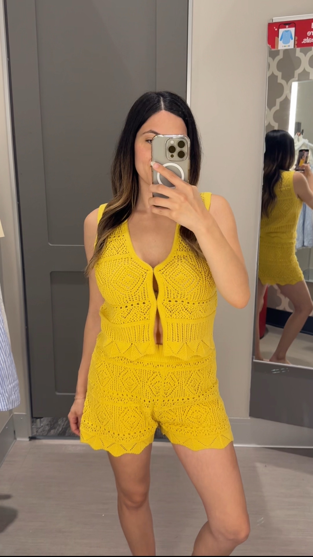 Size small in top & shorts 


Knit vest top, knit shorts, matching sets, summer matching sets, target summer clothes, vacation outfit ideas women 