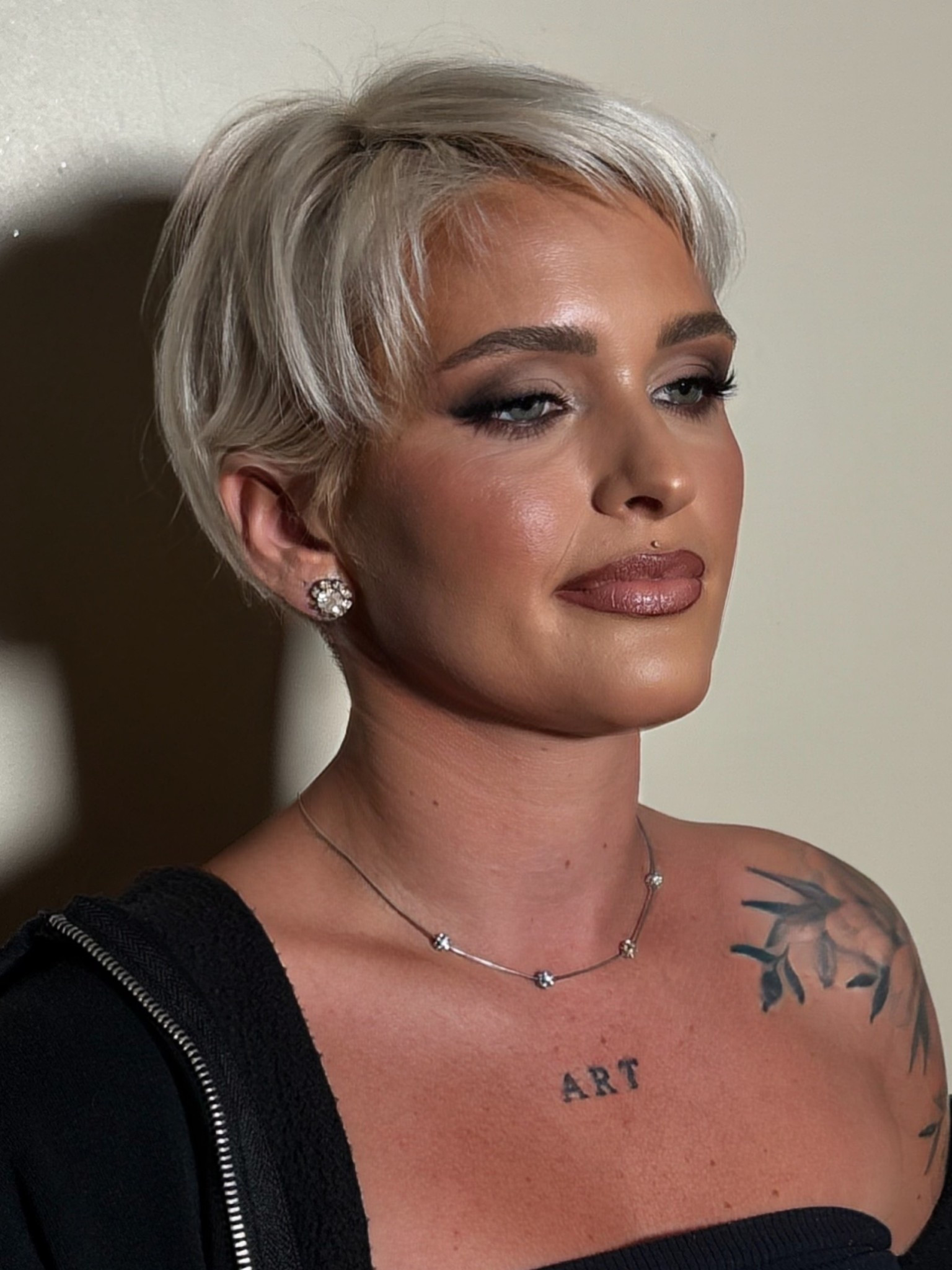 90’s birthday glam for Hailey 

#LTKStyleTip #LTKBeauty #LTKGiftGuide