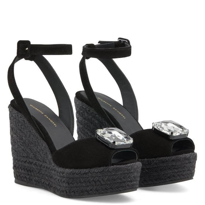 AINA | Giuseppe Zanotti US