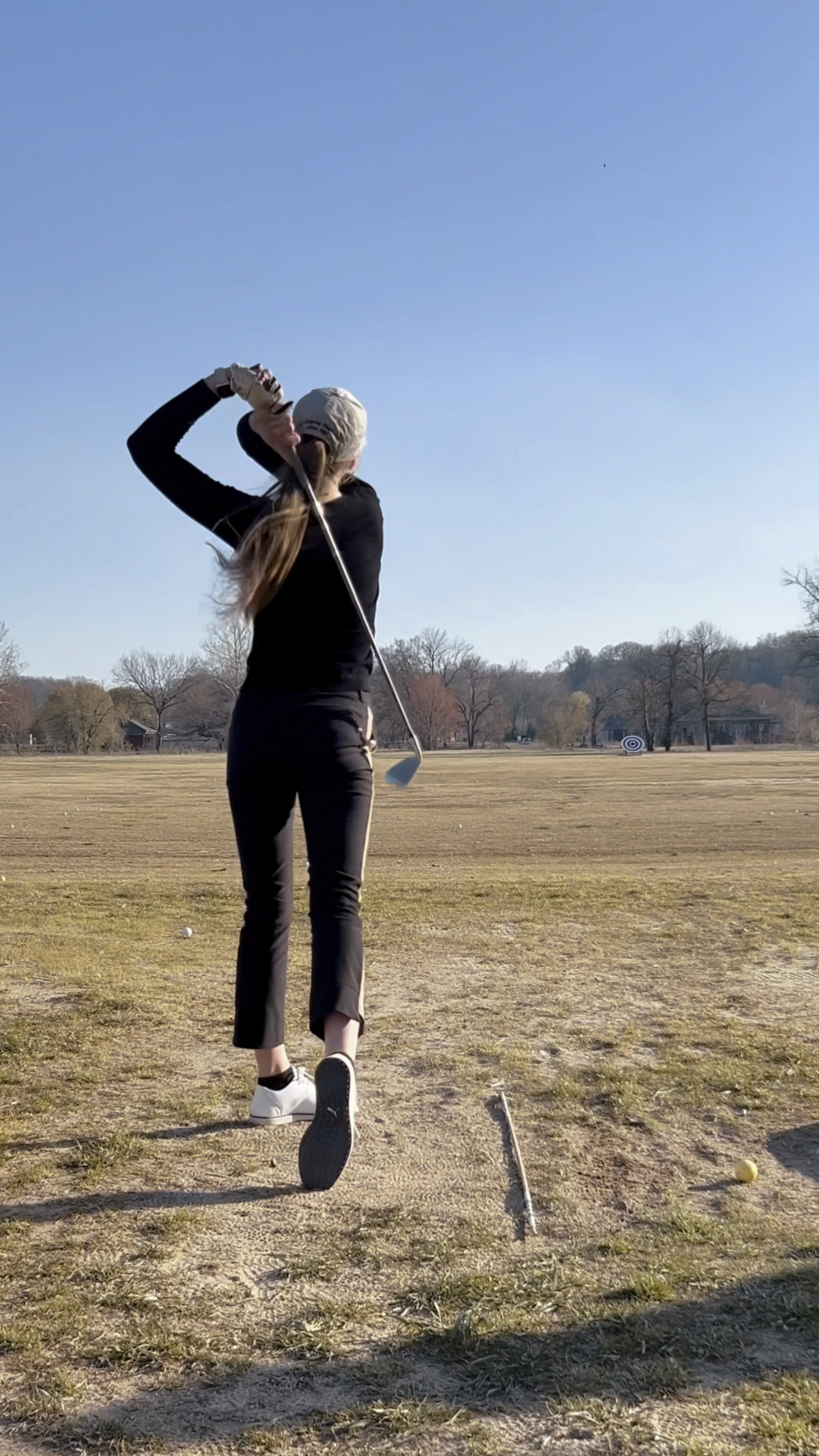 🩷☺️ on the range #GOLF

Outfit: @golftiniwear 
Shoes: @pumagolf 
7i: @mizunogolfnorthamerica 
Alignment Stick: @hazysticks 
Hat: @jancraiggolf

#LTKstyletip #LTKfitness