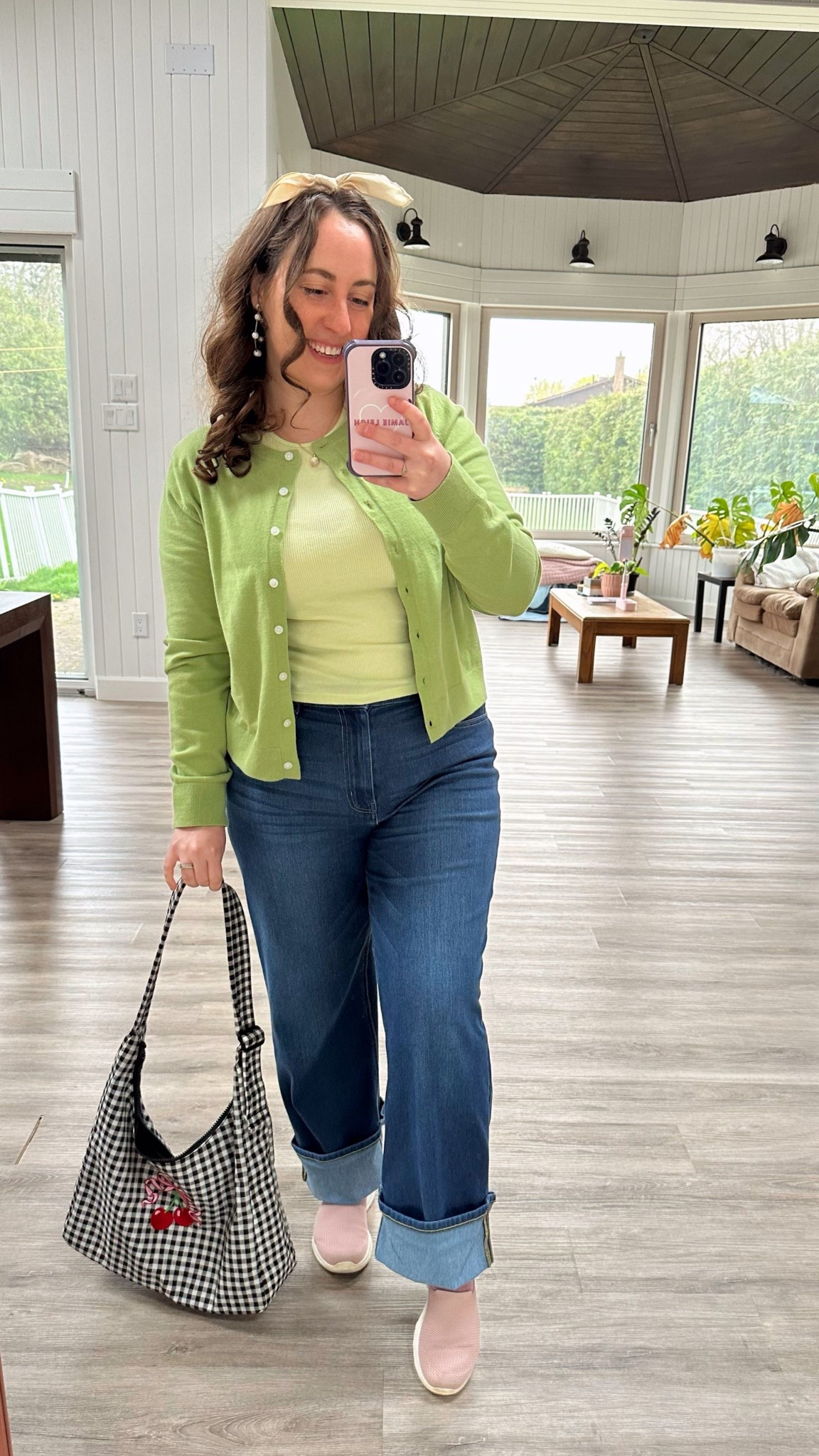 Loving the springtime weather 🌷🌸 I fully believe green is one of the cutest colours year round but especially in the spring! The colour of life and new growth 💚🌿🌱

#LTKSeasonal #LTKPetite #LTKMidsize
