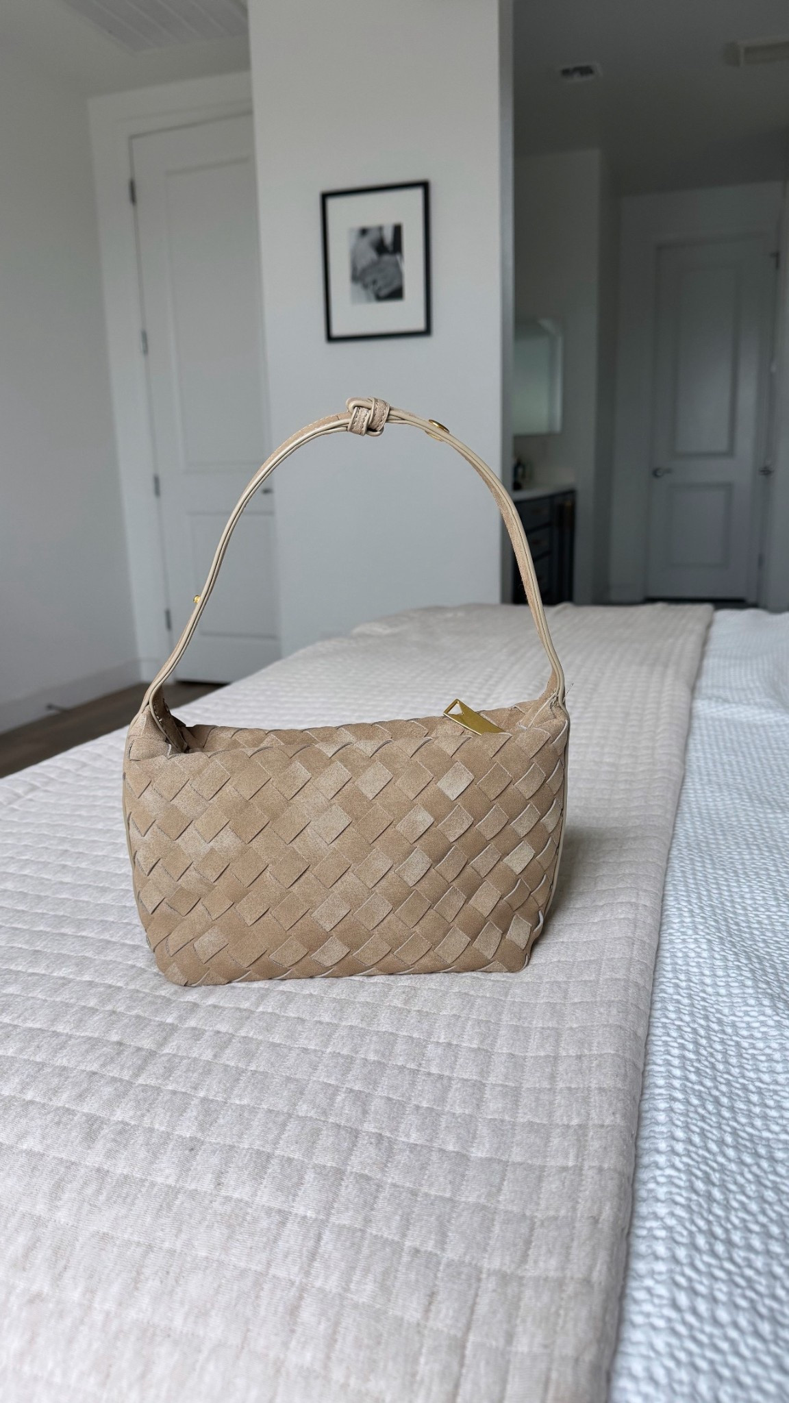 LOVING this suede like purse from Amazon! It’s such good quality & love the neutral color! 

#LTKStyleTip