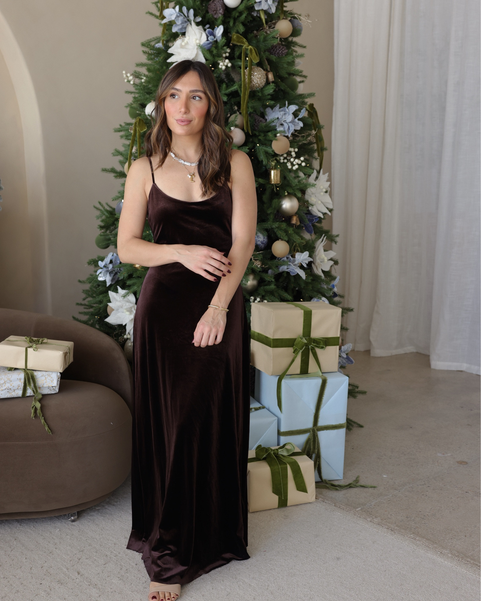 Small dress! It’s so gorgeous  

#LTKHoliday #LTKootd