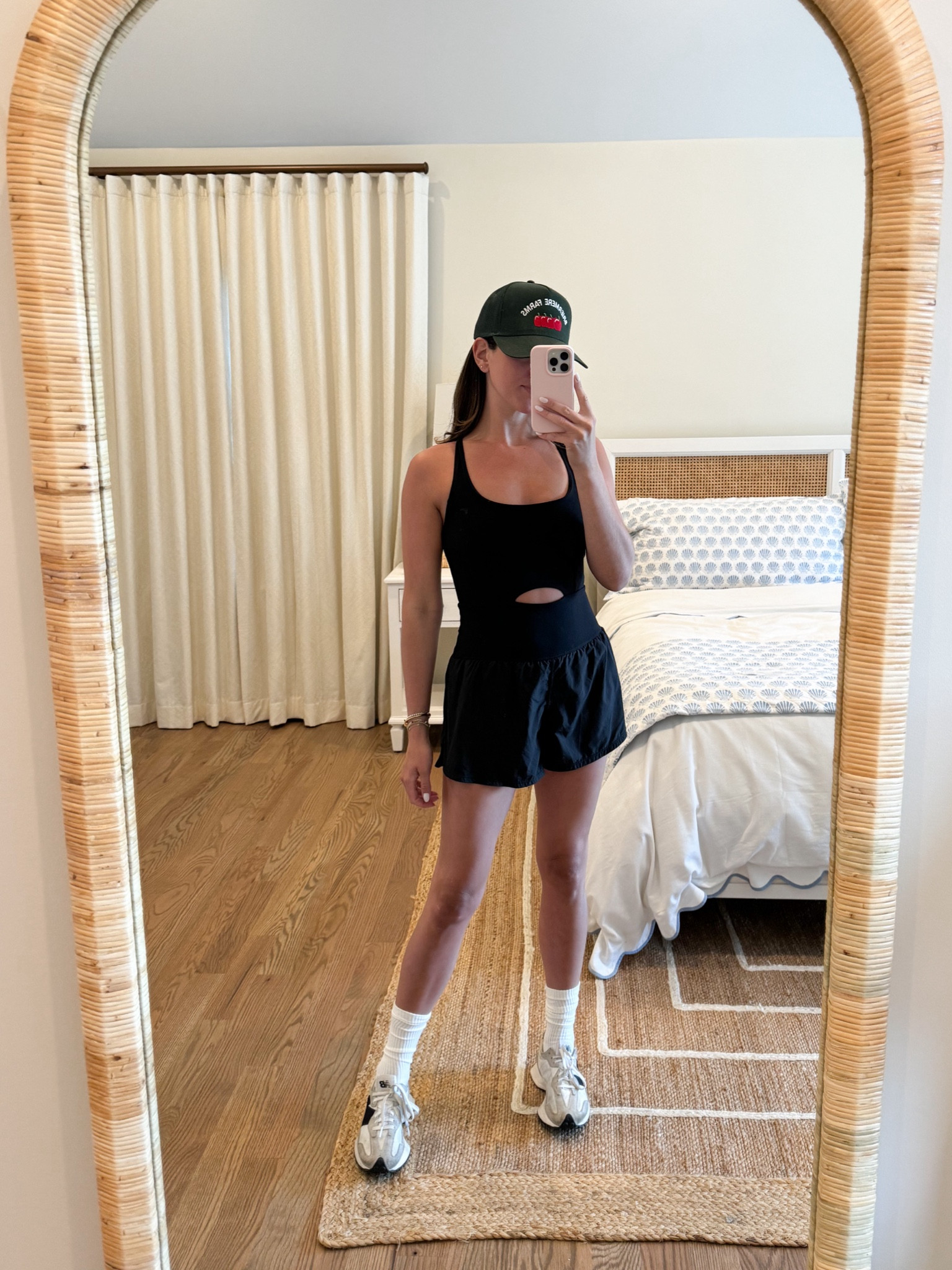 Size small



#LTKFitness #LTKStyleTip #LTKFindsUnder100