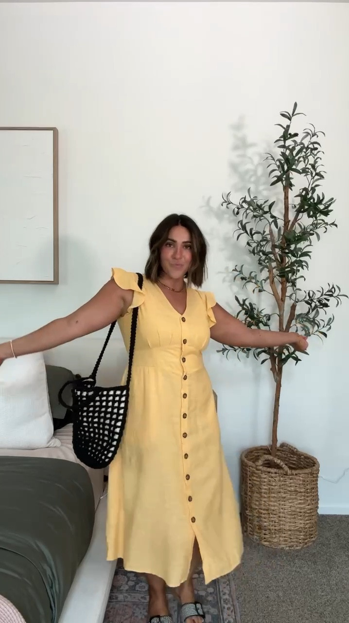 Walmart dress under $20. Midsize and Apple shape friendly. Nursing and bump friendly. I’m in a medium! Summer dress, fall dress, teacher outfit

#LTKWedding #LTKMidsize #LTKStyleTip