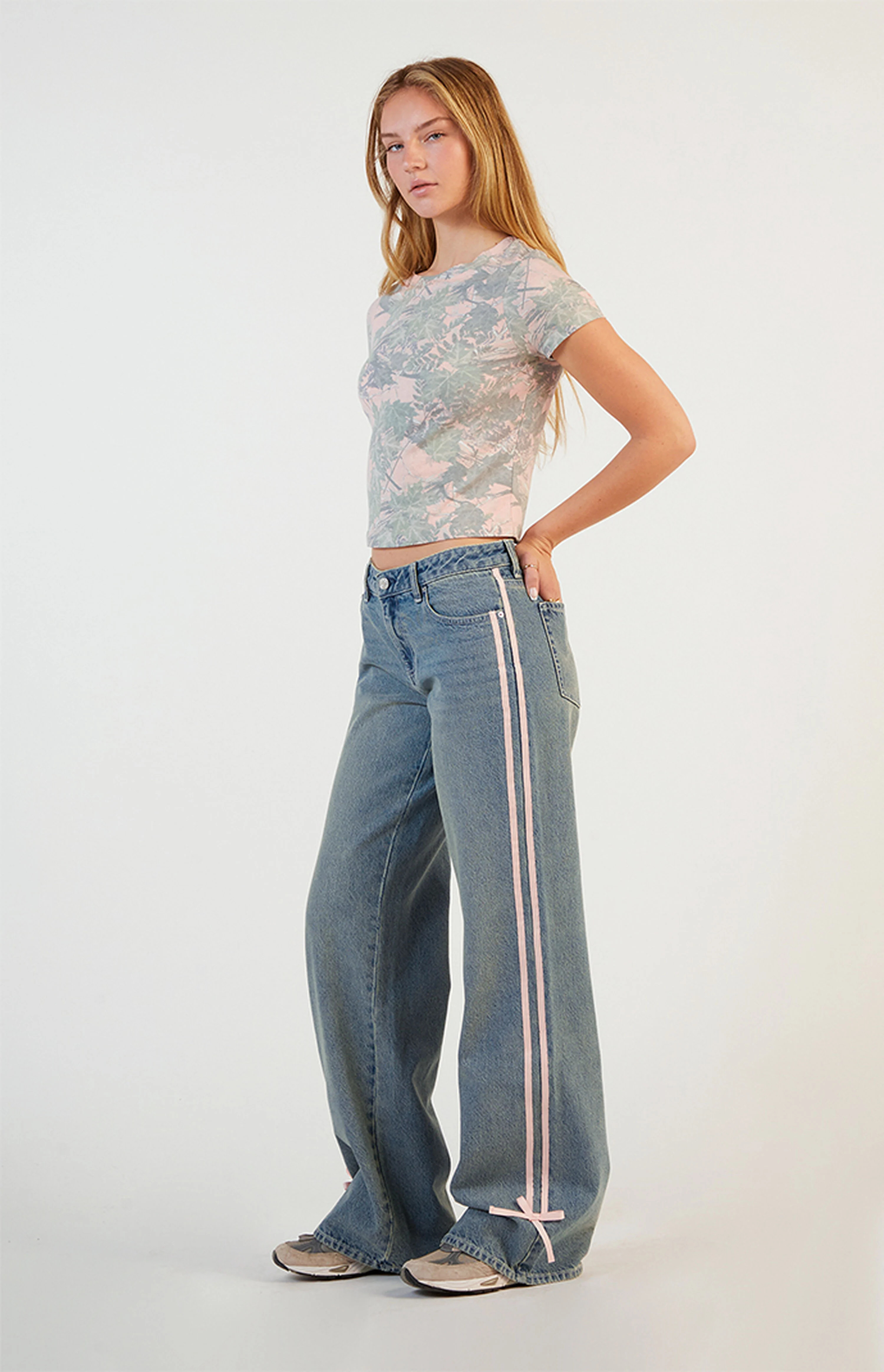 Pacsun Casey Low Rise Baggy Jeans Side Stripe Bows | PacSun