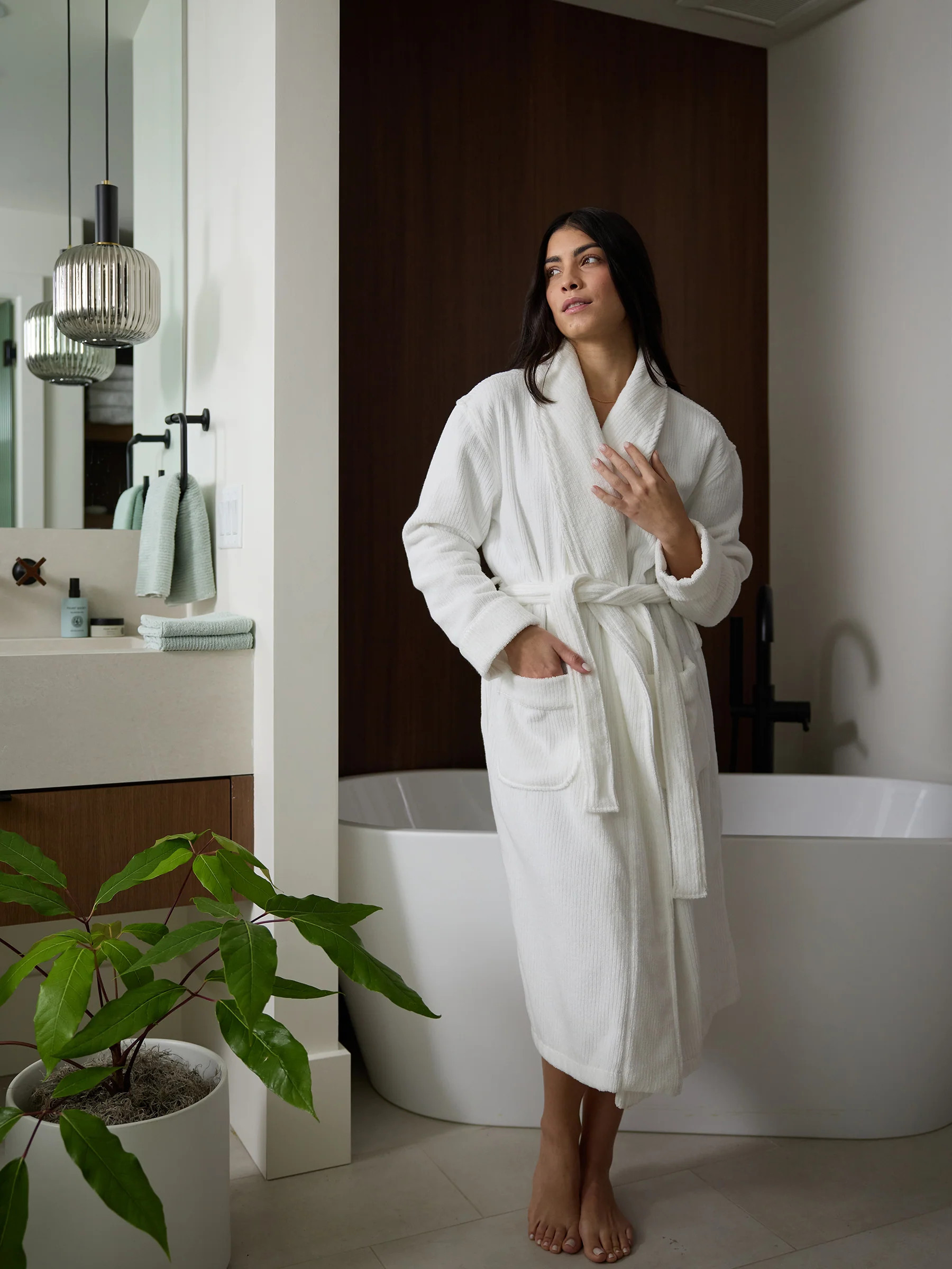 Ribbed Terry Bath Robe - Wholesale in White (Size: Small) - Cozy Earth | Cozy Earth