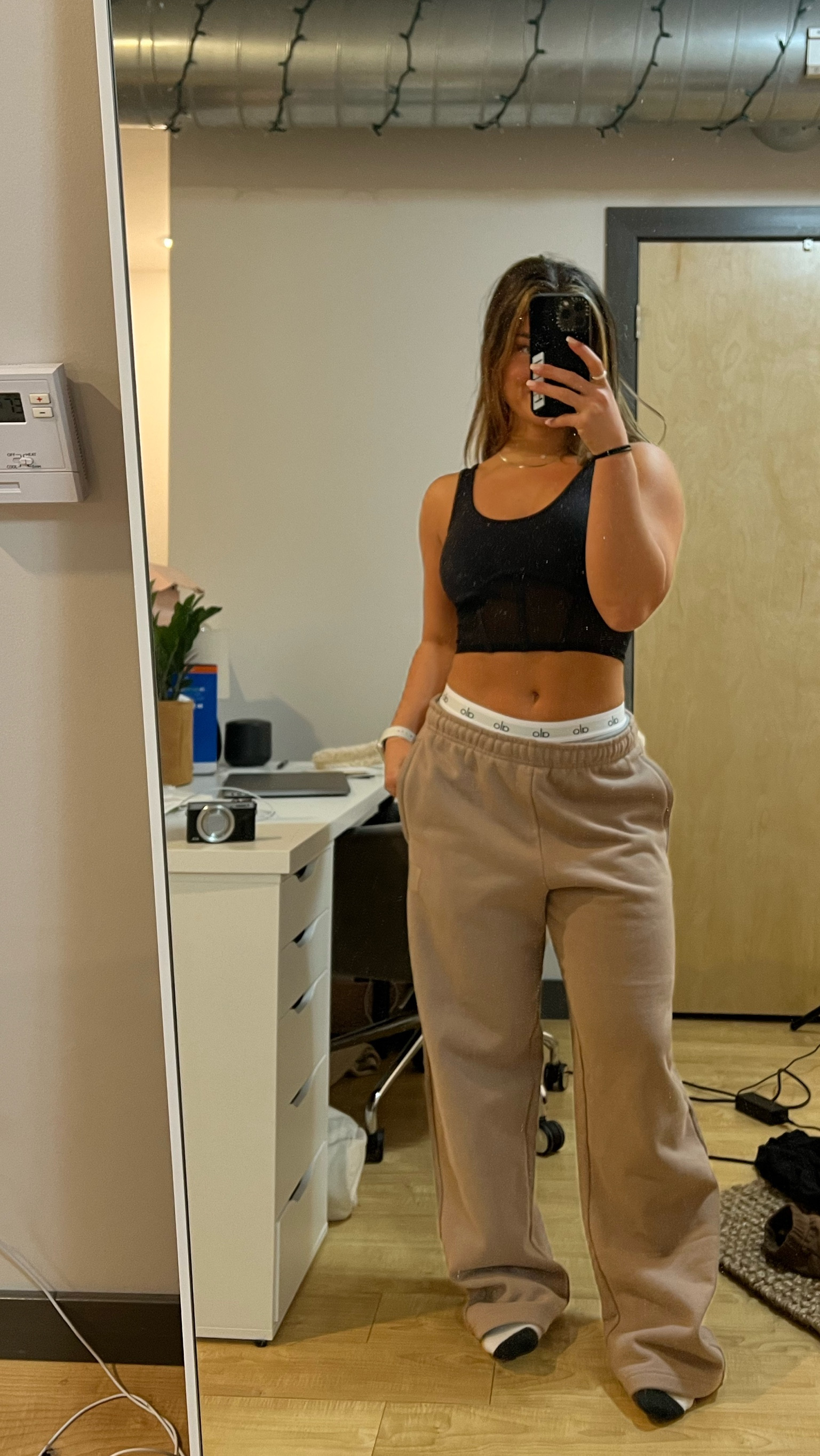 cozy alo outfit 