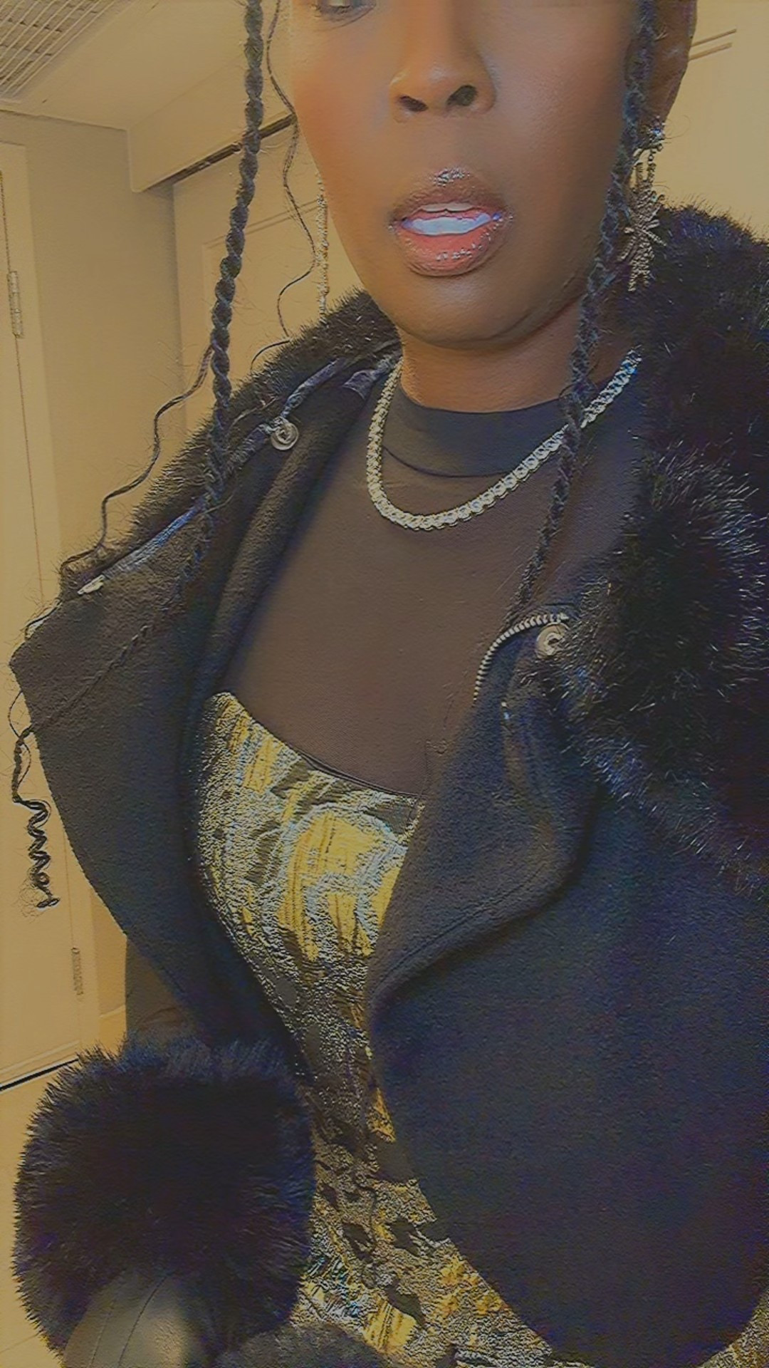 Winter Chalet Glam: Holiday Party

#LTKHoliday #LTKgrwm #LTKOver40