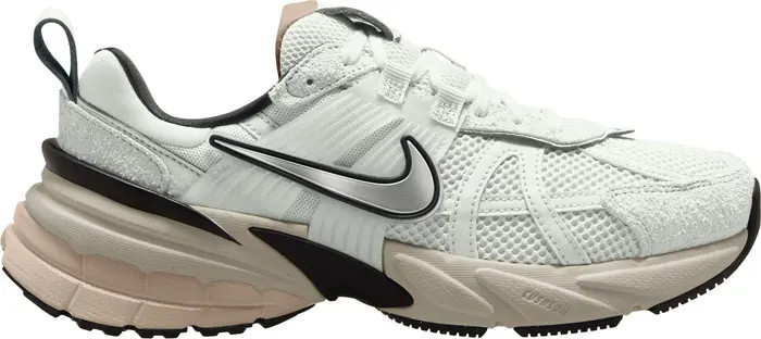 V2K Run Sneaker (Women) | Nordstrom