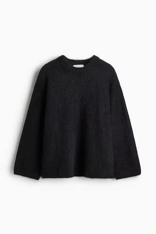 Oversized mohair-blend jumper | H&M (UK, MY, IN, SG, PH, TW, HK)