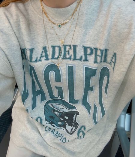 Eagles Sweatshirt 🦅 If you buy this you are agreeing to be an eagles fan for the rest of time (:
