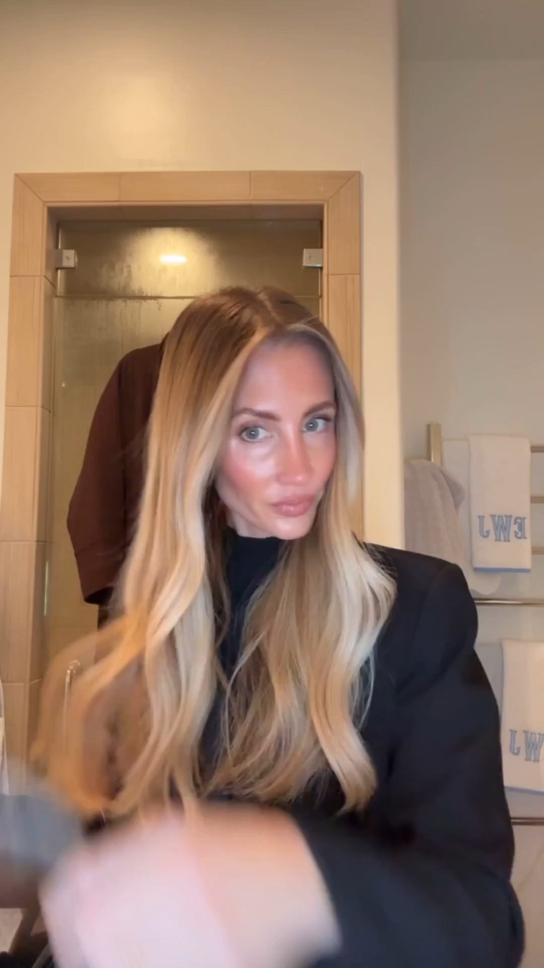 My 10 minute easy everyday makeup routine! 

Foundation - Flawless filter (4) - Hourglass 7, Concealer - Huda - Sugar Biscuit, Blush - Just Peachy, Eyeshadow - Armani (22), Lip liner - Makeup forever wherever walnut 


makeup routine, mature skin makeup, 10 minute makeup, skin tint, blush, bronzer, highlight, setting spray

#LTKgrwm #LTKBeauty