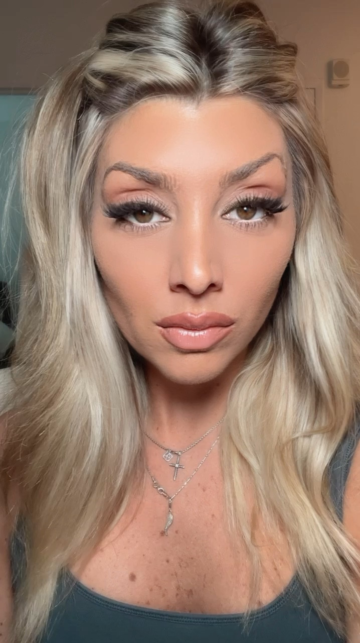 On a humid day when the air is very heavy I keep it as light as possible on my face with product! I lean into my powders  this way my skin can really breathe a bit with only utilizing my contour stick that I blend in with a separate soft brush! 

#LTKBeauty #LTKFindsUnder100 #LTKStyleTip