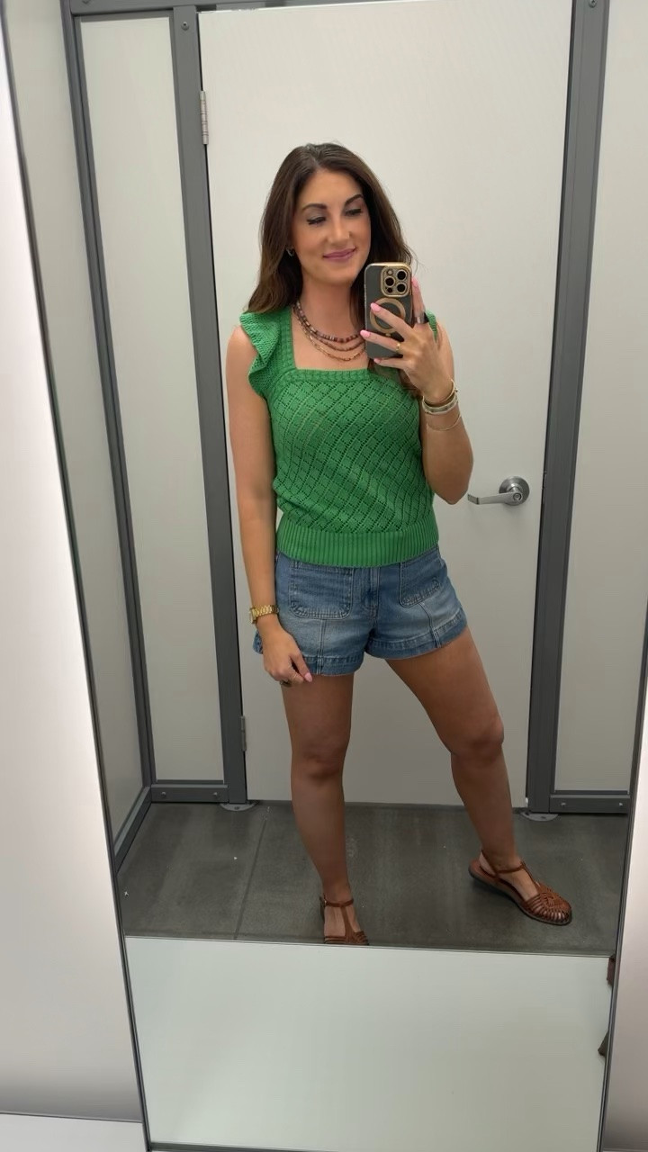 Cutie top at Walmart. These are my fave shorts also!! 🌷