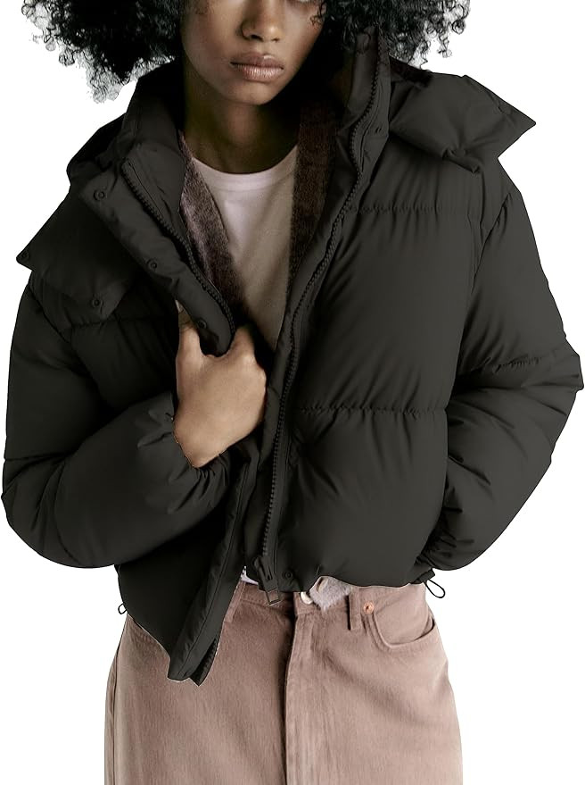 Vimyig Women's Winter Crop Hooded Puffer Jacket Baggy Warm Zip Up Short Quilted Down Jackets Oute... | Amazon (US)