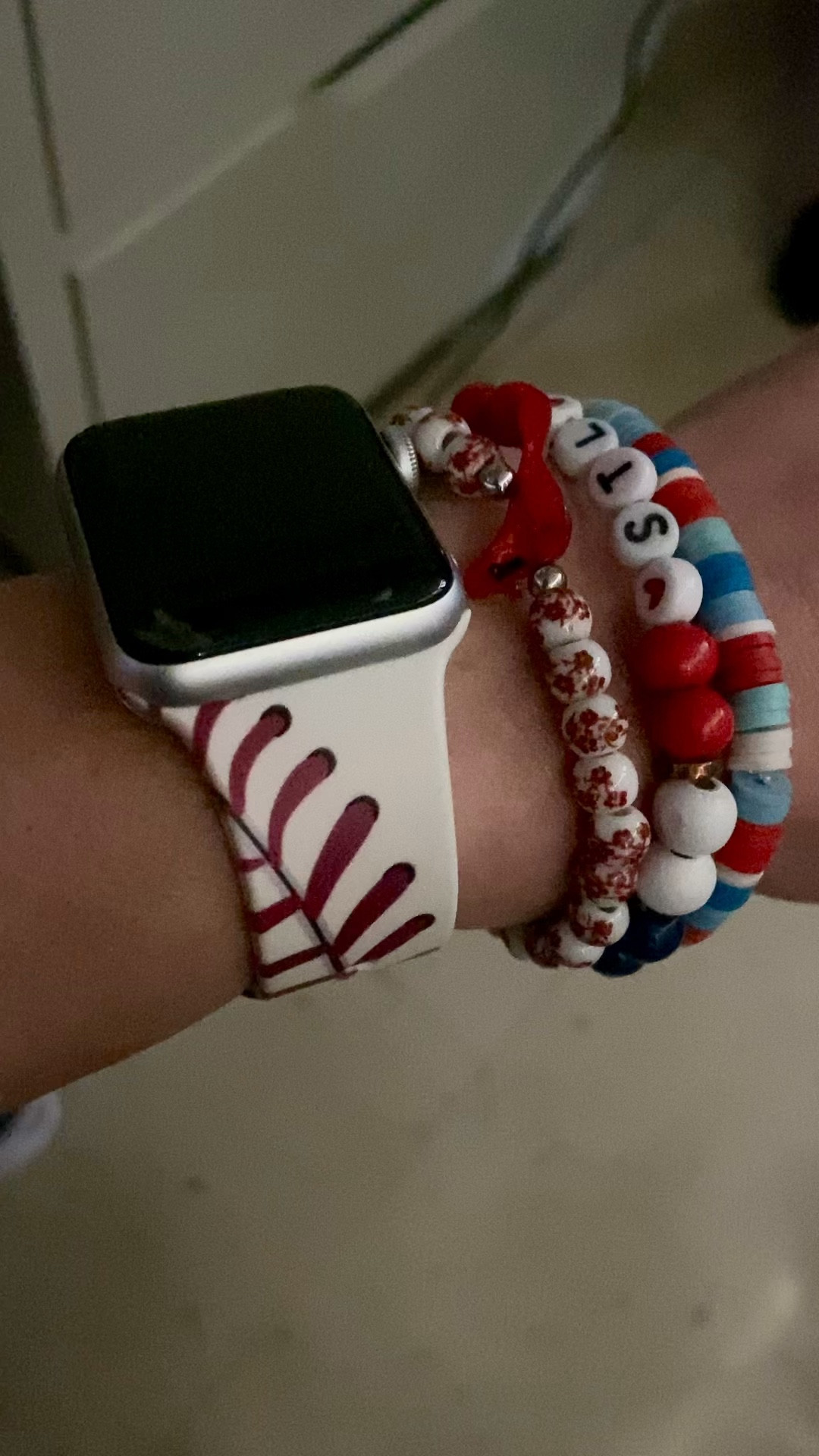 Baseball - $9, baseball watchband 

#under10 #giftsunder20 #giftsunder10 #amazon #amazonfinds #amazonprime #baseball #watchband #baseballmom #LTKActive #LTKootd #LTKvlog #LTKstorytime 




#LTKU #LTKOver40 #LTKSeasonal