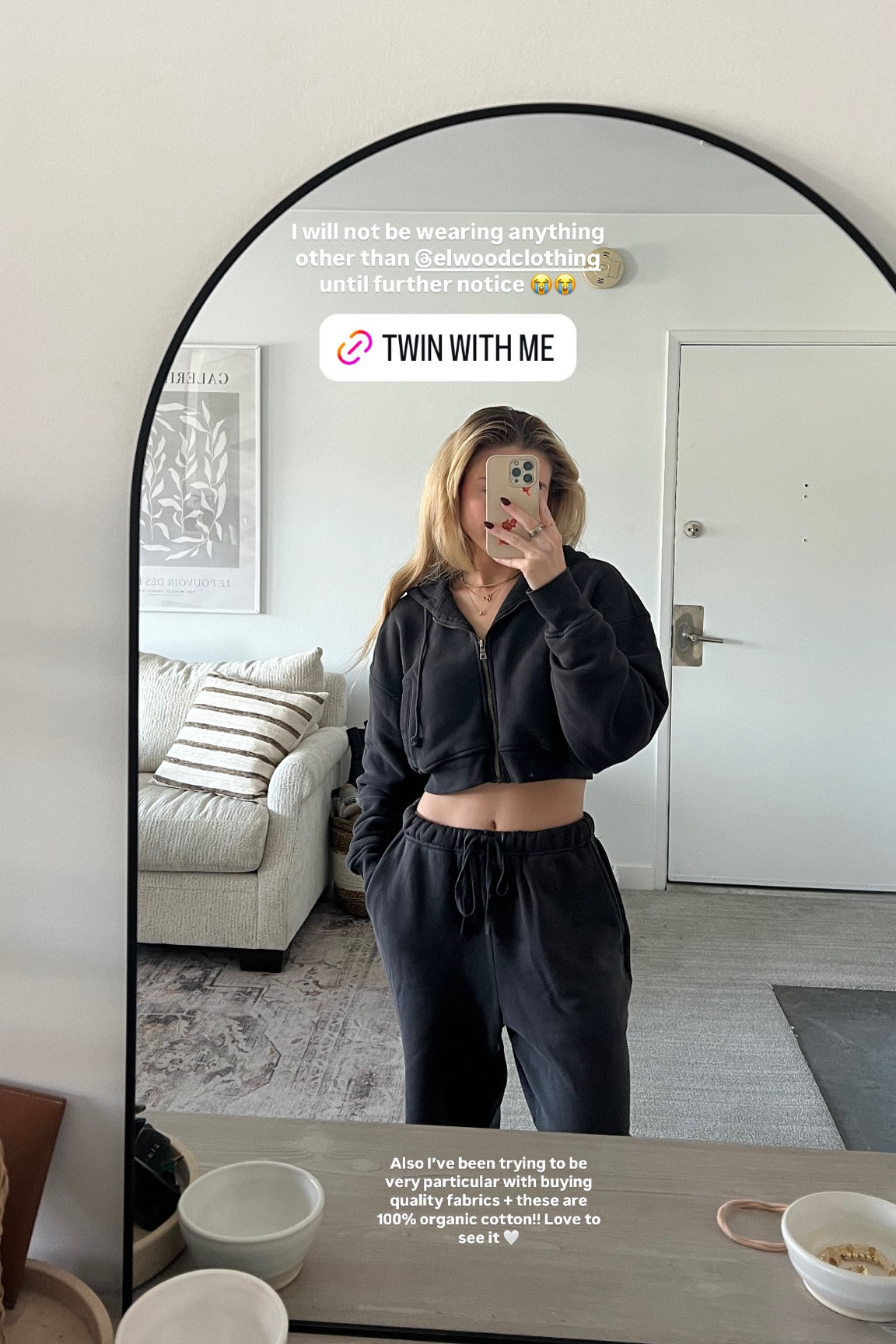 Wearing a size small for a baggier fit but XS would’ve been a good fit for a more standard oversized one + the pants wouldn’t fit quite as low on the waist 

#LTKActive #LTKFindsUnder100 #LTKFitness