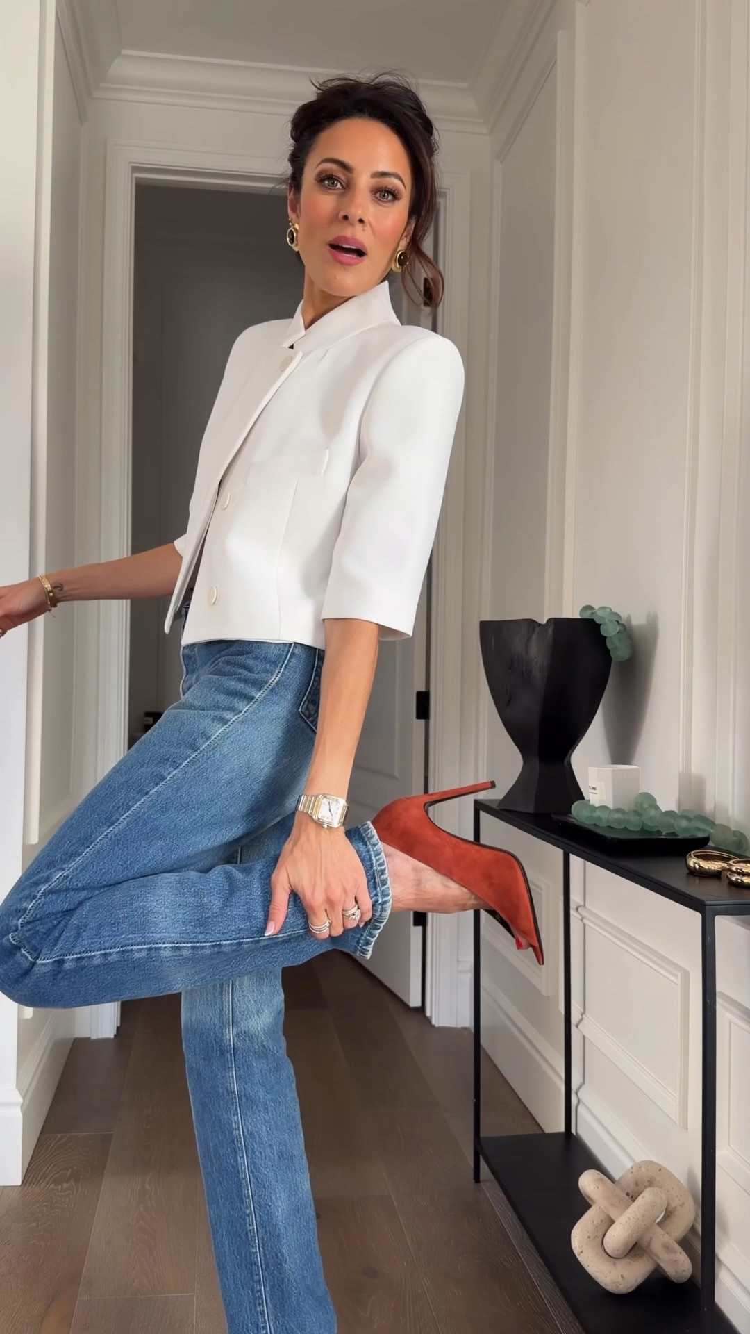 Restock alert! The cropped Zara blazer you went crazy over is now back in 3 colors! Wearing an XS

#LTKSeasonal #LTKOver40