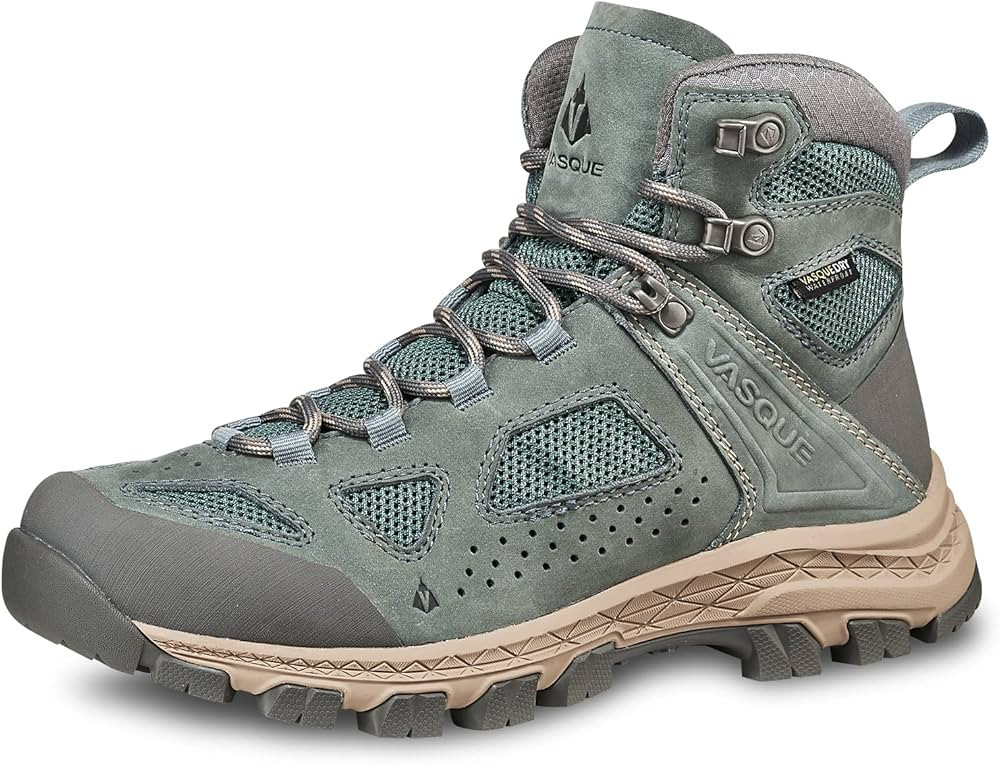 Vasque Women's Breeze Hiking Boots | Amazon (US)