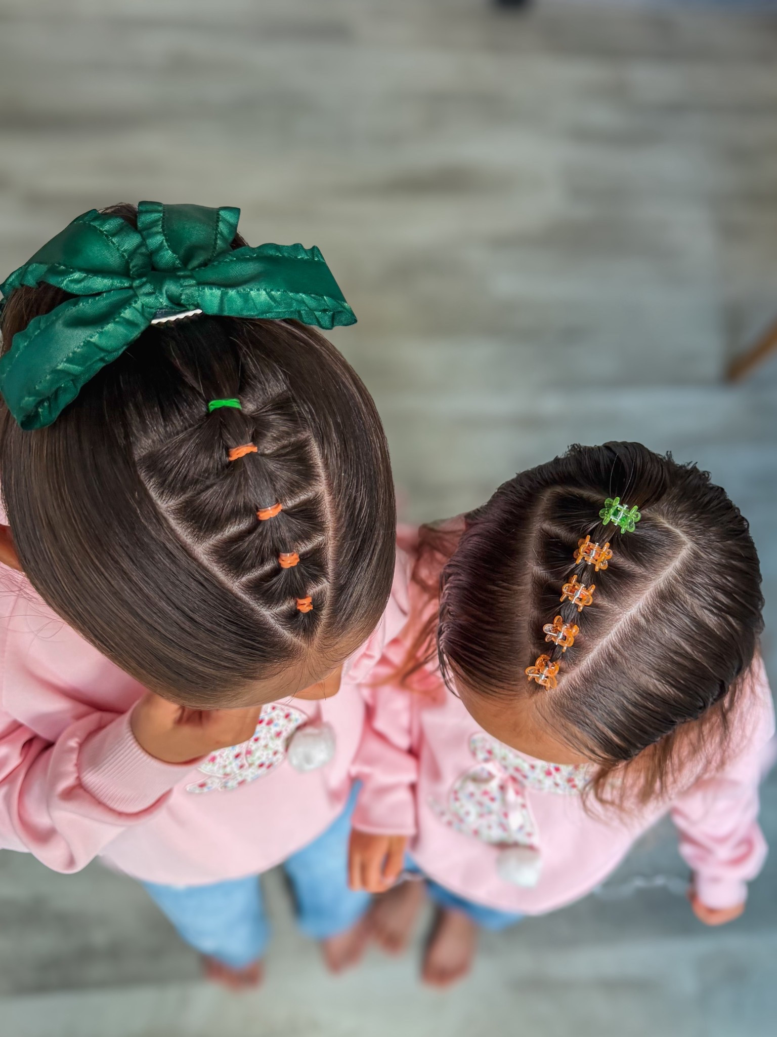 Hair clips, hair elastics and bow! 