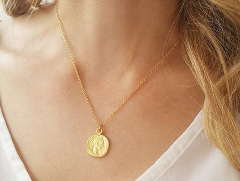 Disc Necklace Gold Coin Necklace Coin Jewelry Delicate - Etsy | Etsy (US)