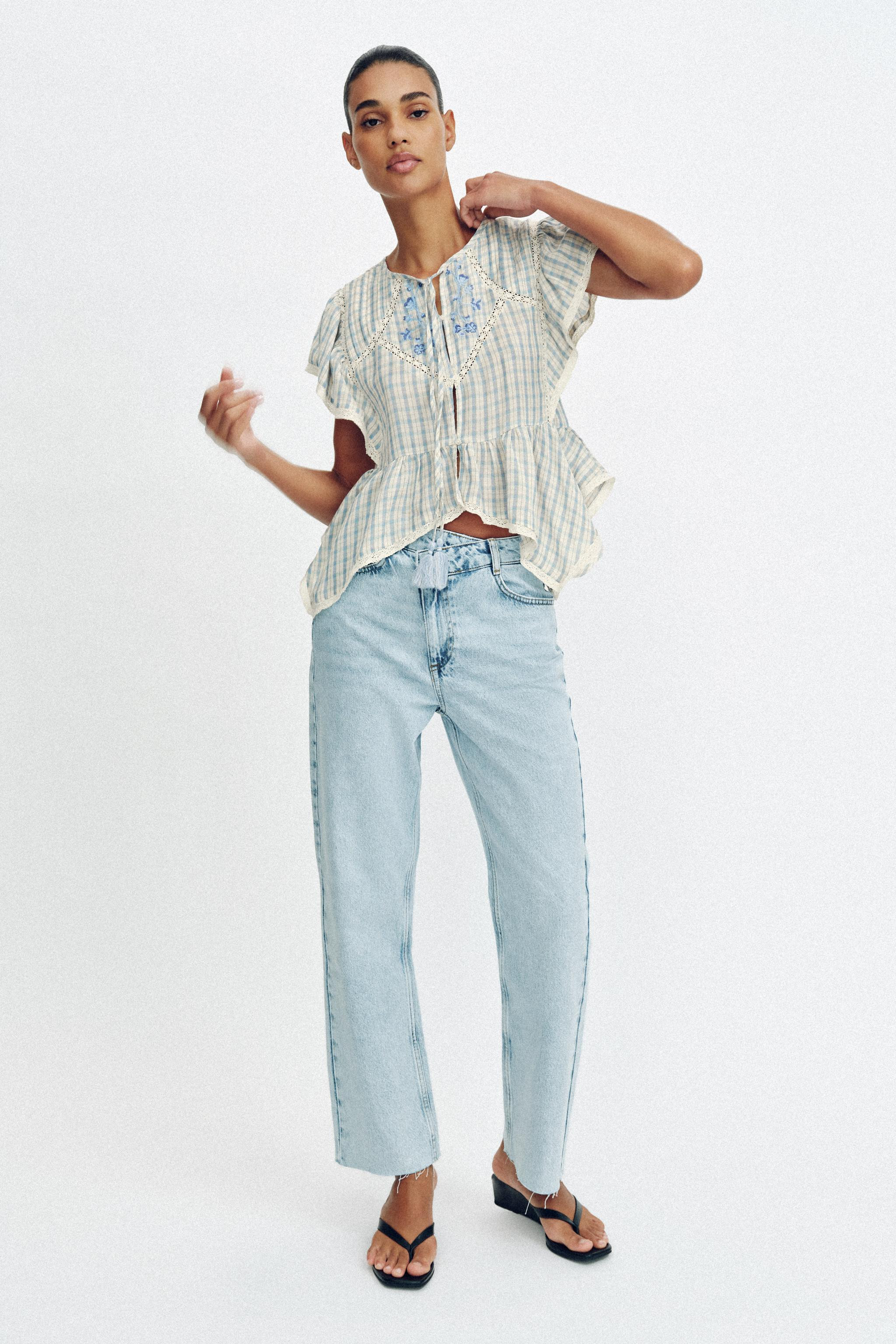 EMBROIDERED RUFFLE TOP | Zara US